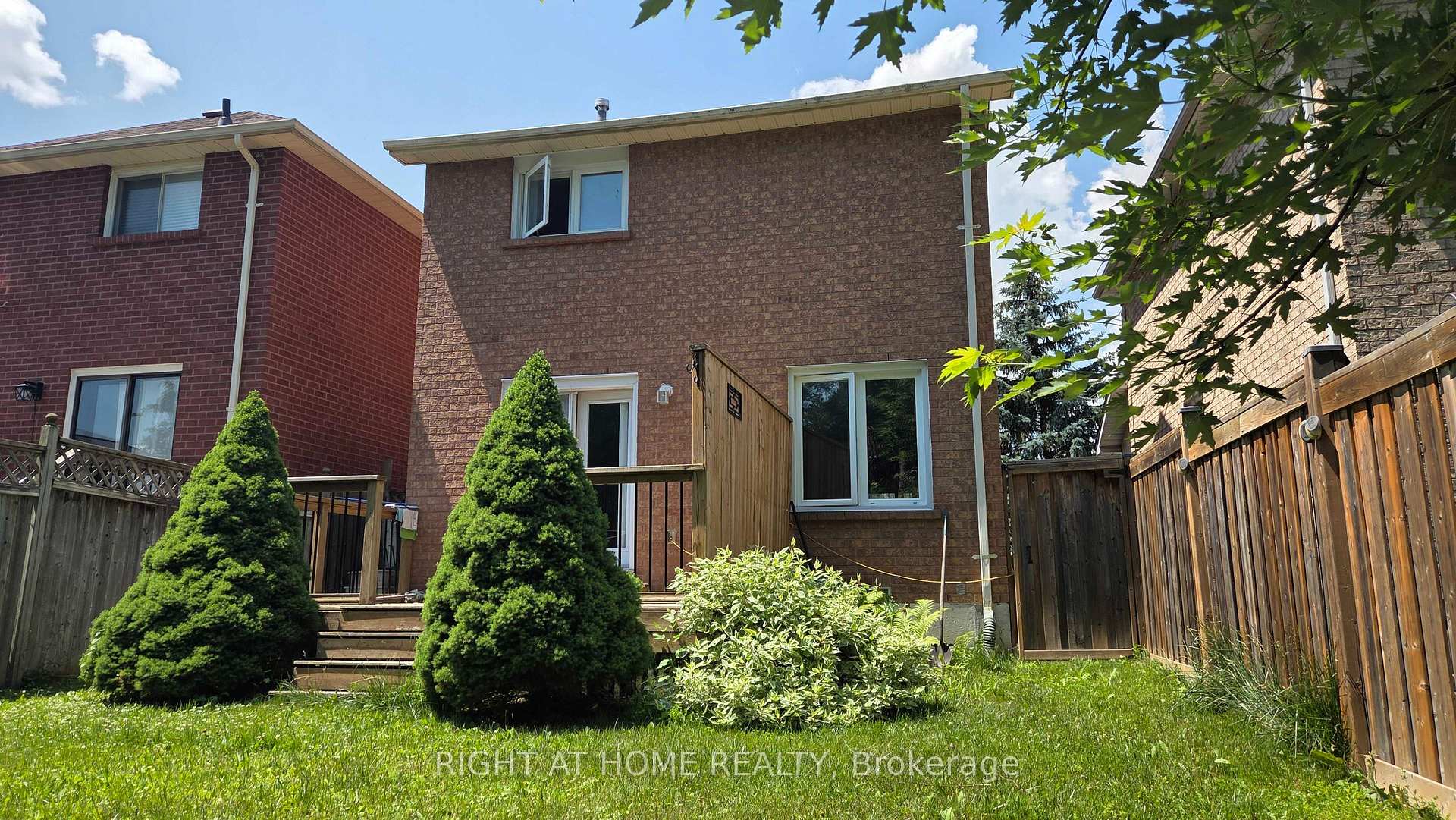 Photo 29 of 129 Heydon Avenue, New Tecumseth, Alliston — HOMEH
