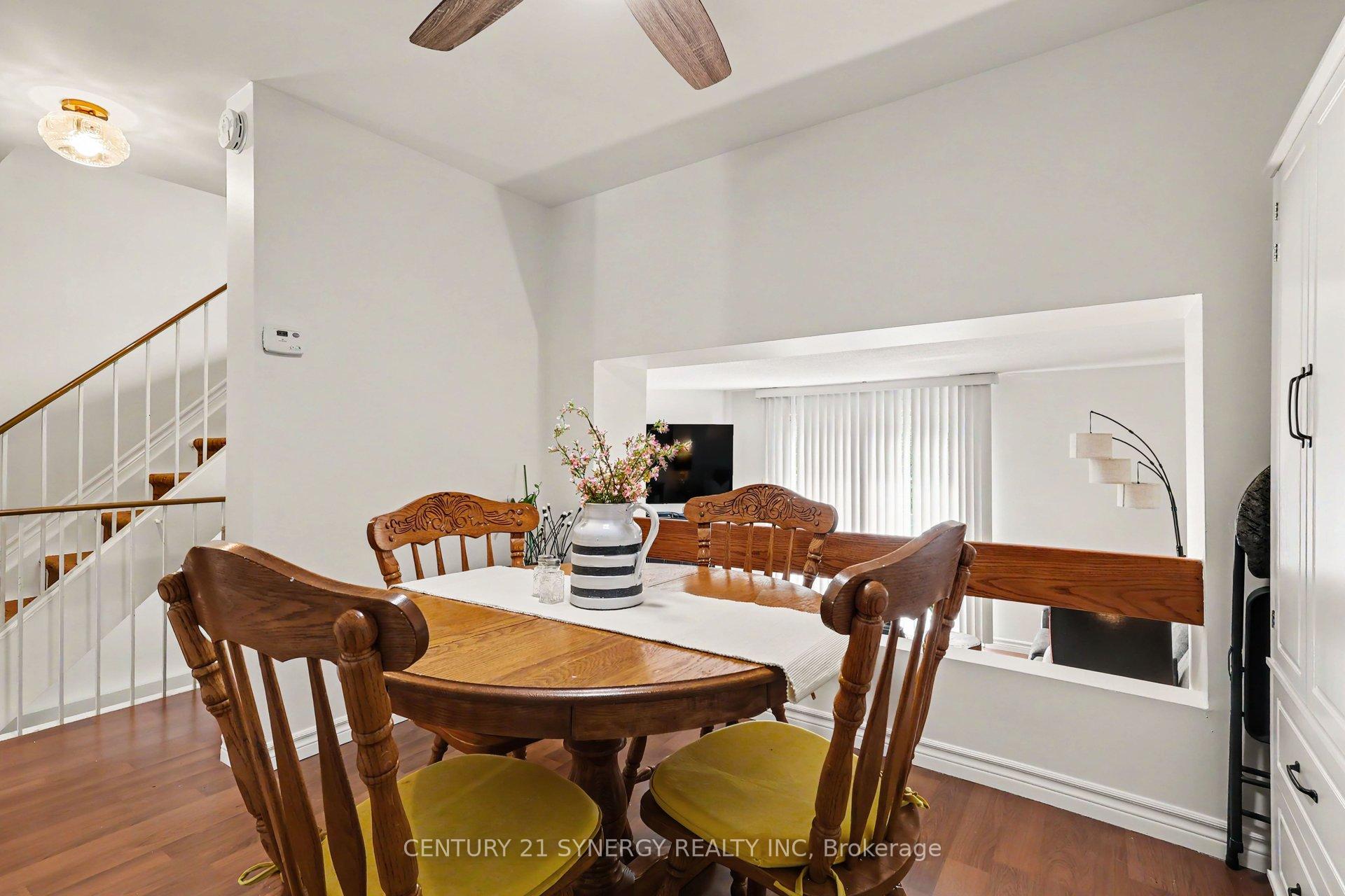 Photo 9 of Unit C, 1718 Lamoureux Drive, Ottawa, Queenswood Heights South — HOMEH