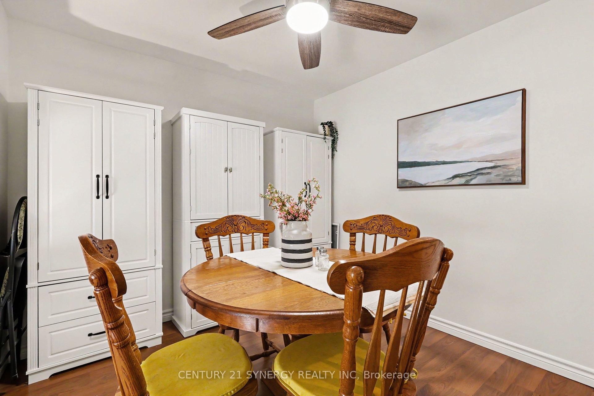 Photo 10 of Unit C, 1718 Lamoureux Drive, Ottawa, Queenswood Heights South — HOMEH