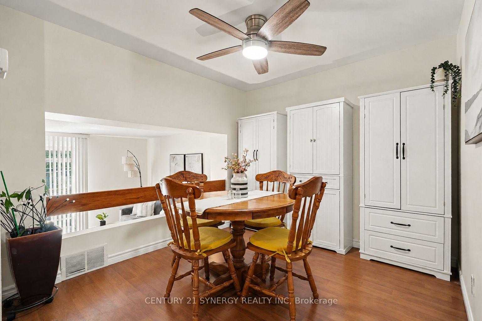 Photo 11 of Unit C, 1718 Lamoureux Drive, Ottawa, Queenswood Heights South — HOMEH