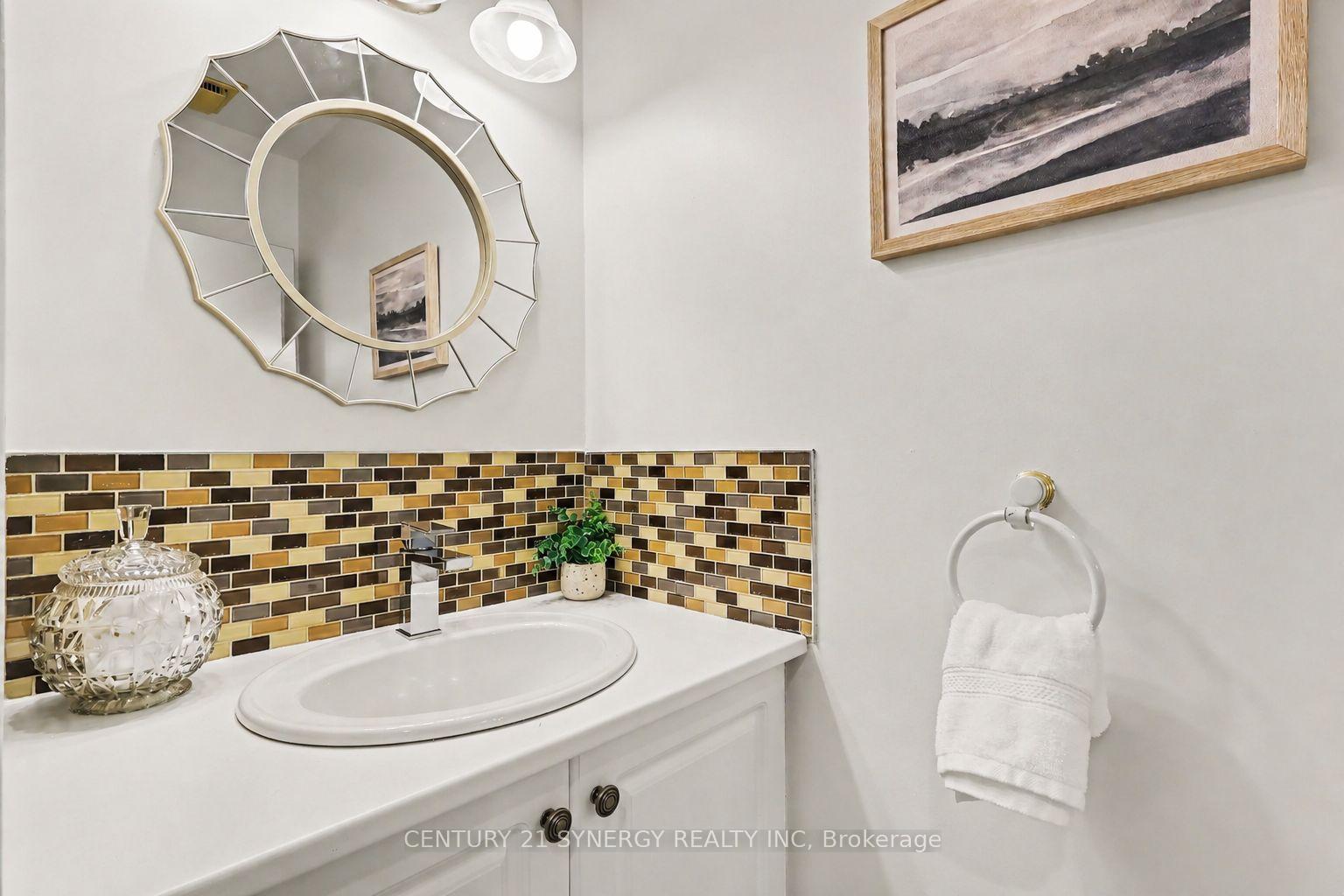 Photo 16 of Unit C, 1718 Lamoureux Drive, Ottawa, Queenswood Heights South — HOMEH