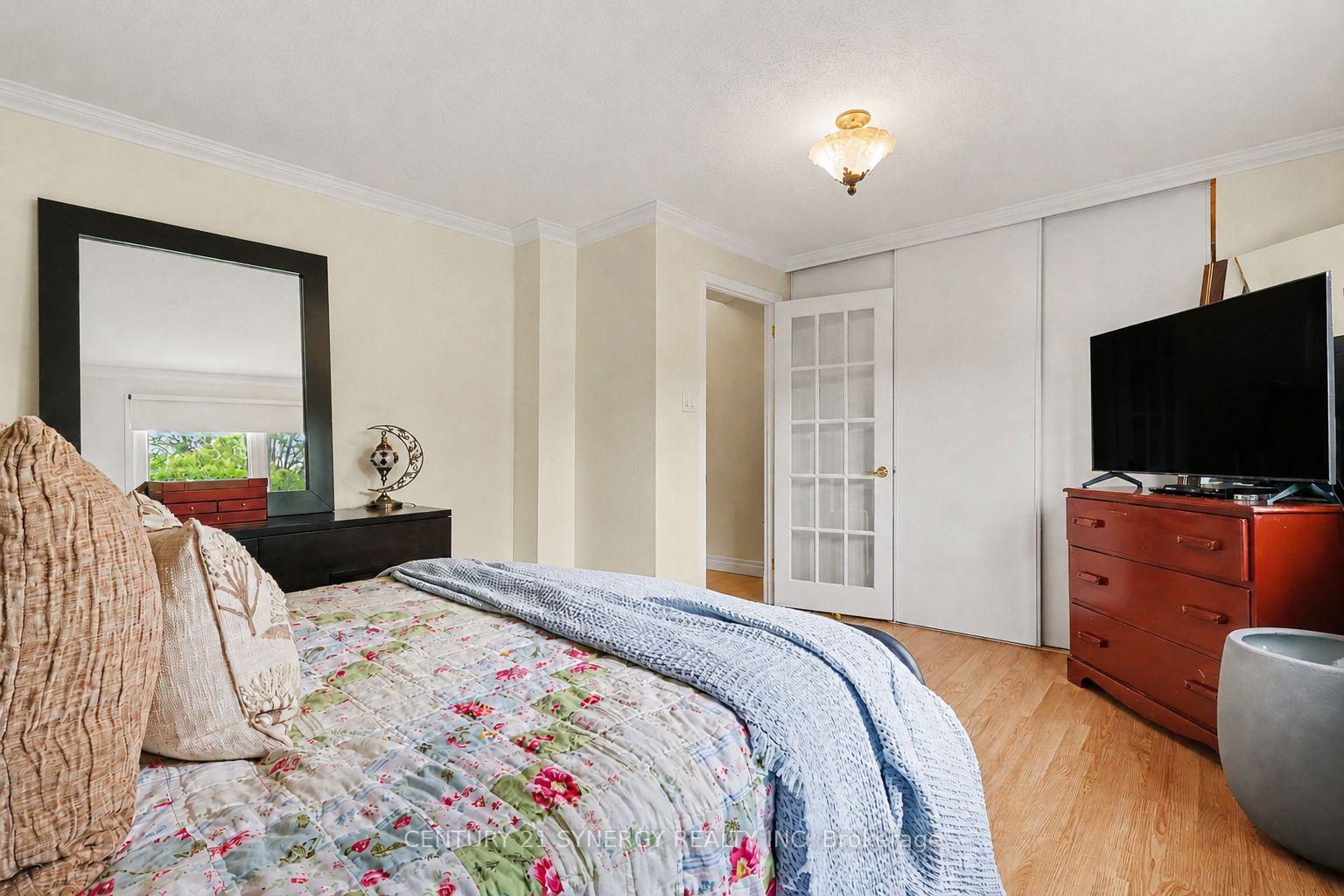 Photo 18 of Unit C, 1718 Lamoureux Drive, Ottawa, Queenswood Heights South — HOMEH