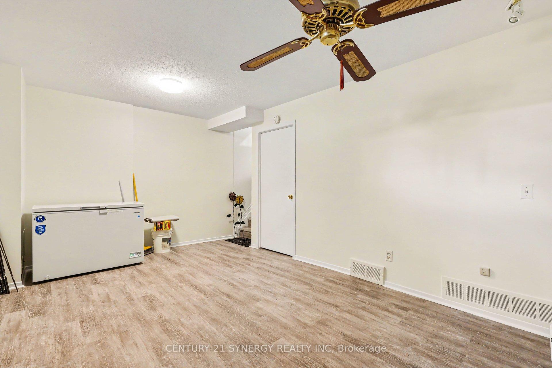 Photo 24 of Unit C, 1718 Lamoureux Drive, Ottawa, Queenswood Heights South — HOMEH