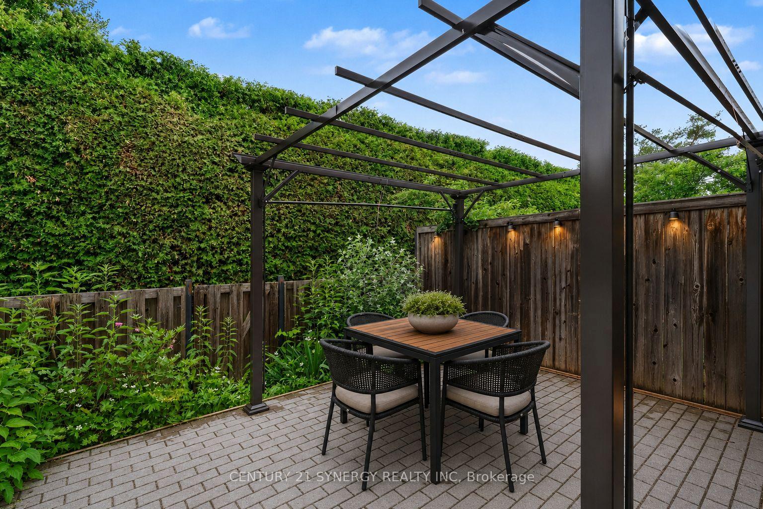 Photo 26 of Unit C, 1718 Lamoureux Drive, Ottawa, Queenswood Heights South — HOMEH