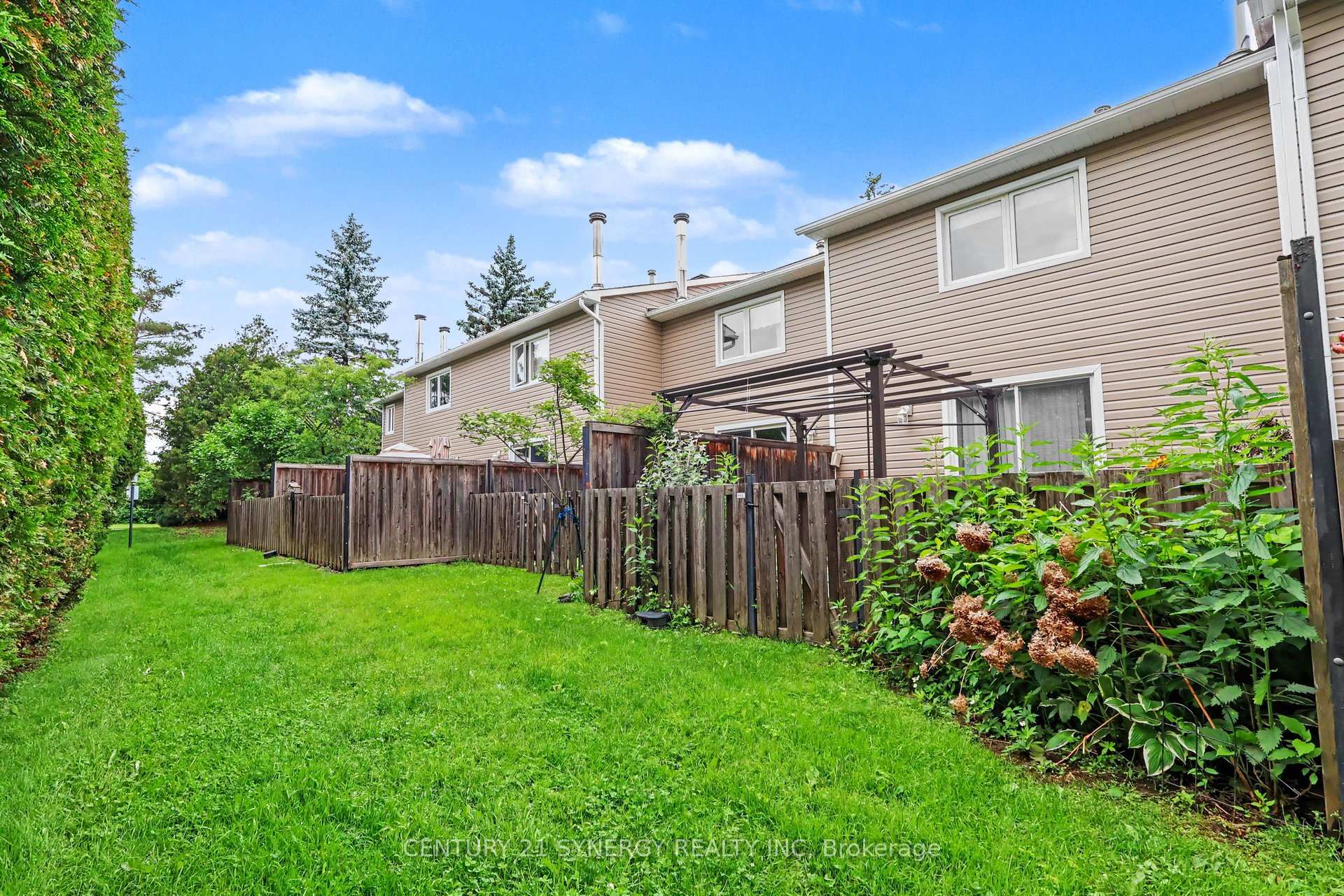 Photo 27 of Unit C, 1718 Lamoureux Drive, Ottawa, Queenswood Heights South — HOMEH