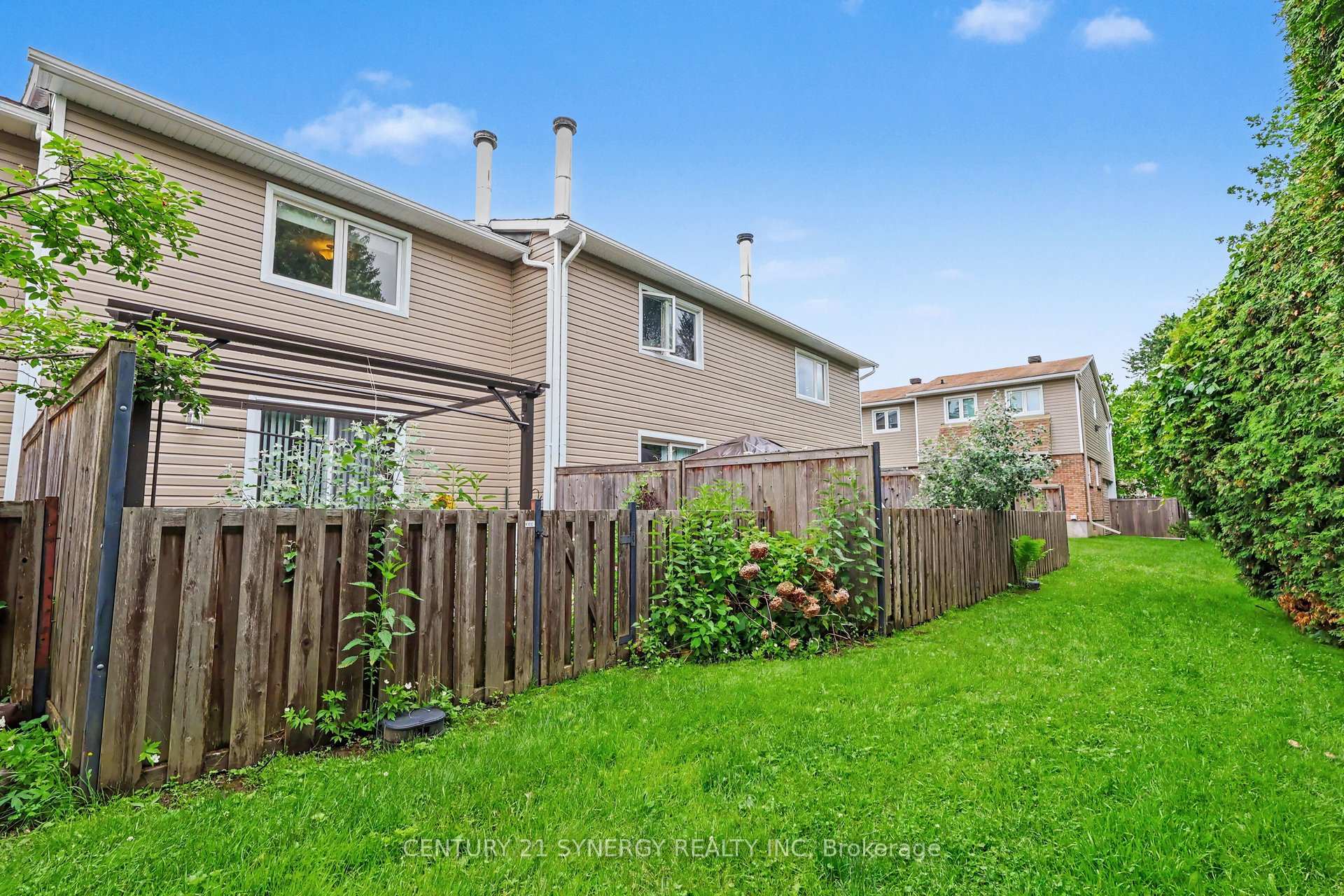 Photo 28 of Unit C, 1718 Lamoureux Drive, Ottawa, Queenswood Heights South — HOMEH