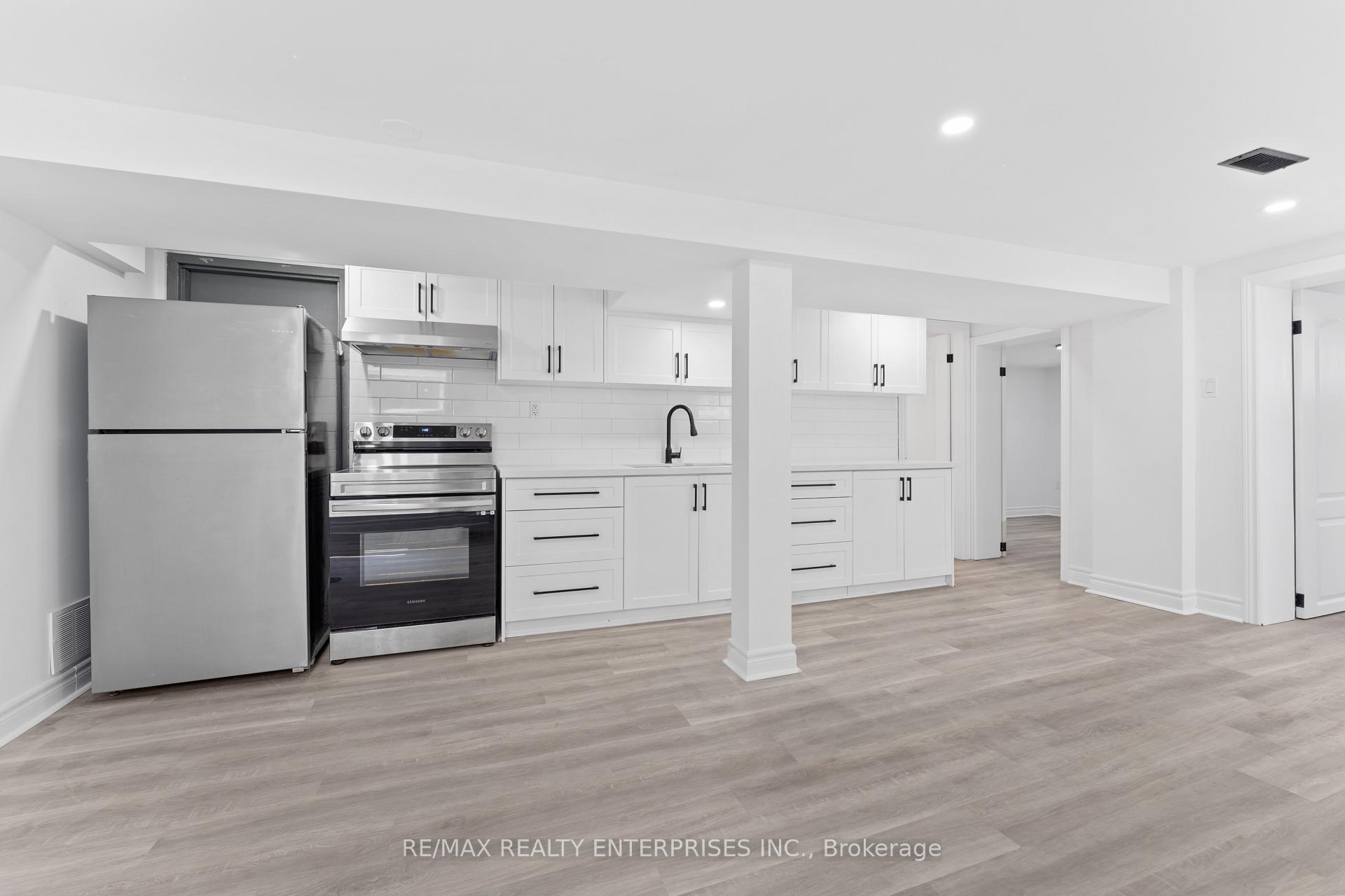 Photo 2 of Unit BSMT, 3 Dallyn Crescent, Scarborough, Eglinton East — HOMEH