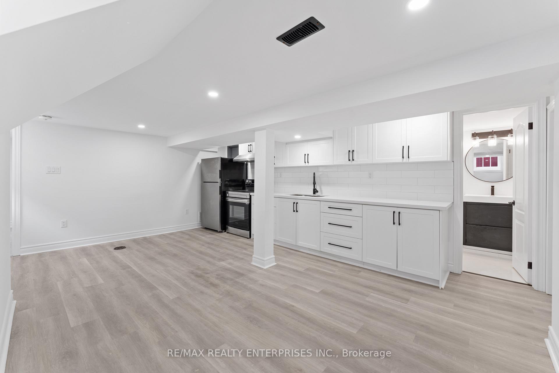 Photo 3 of Unit BSMT, 3 Dallyn Crescent, Scarborough, Eglinton East — HOMEH