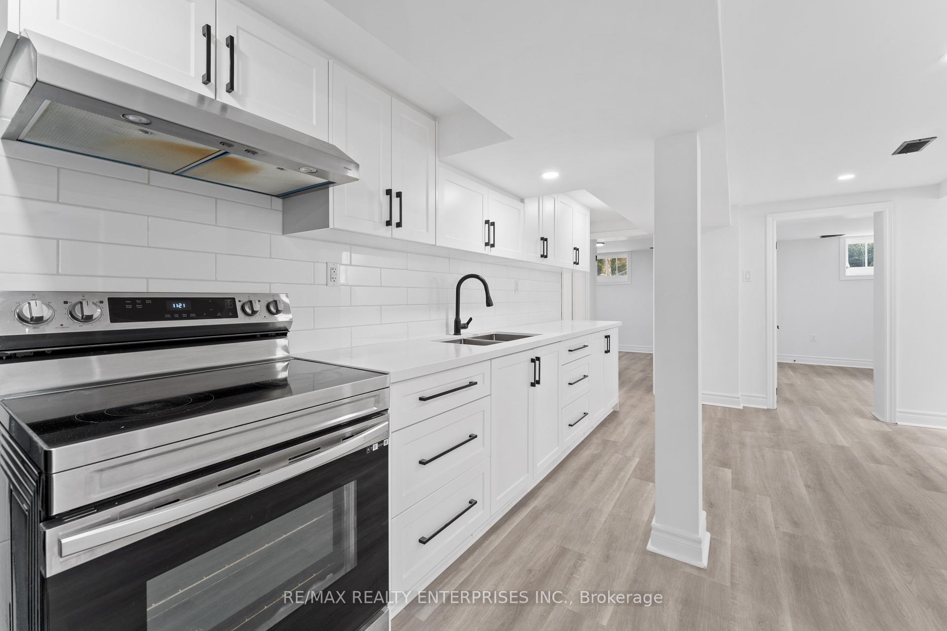 Photo 4 of Unit BSMT, 3 Dallyn Crescent, Scarborough, Eglinton East — HOMEH