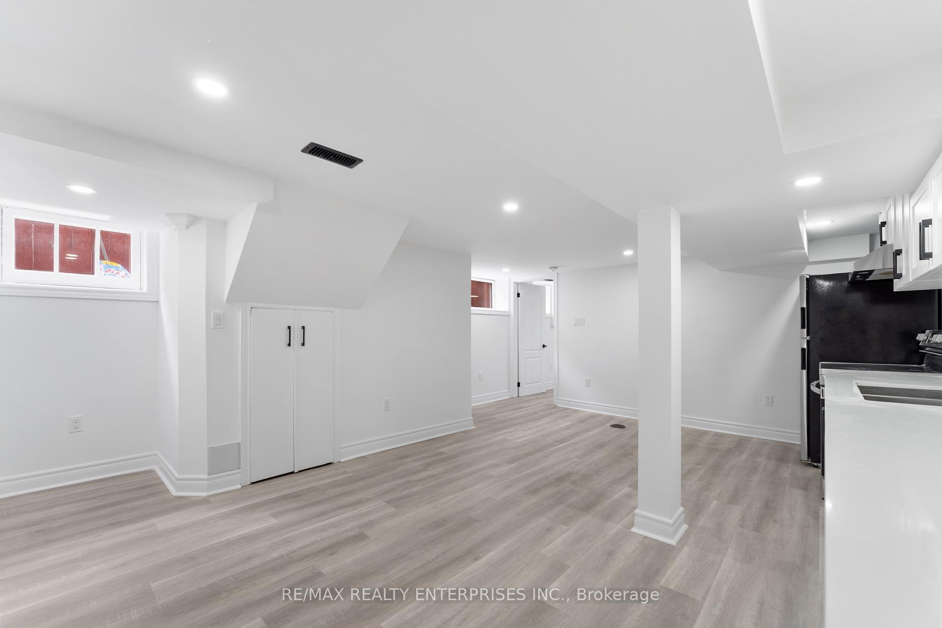 Photo 5 of Unit BSMT, 3 Dallyn Crescent, Scarborough, Eglinton East — HOMEH