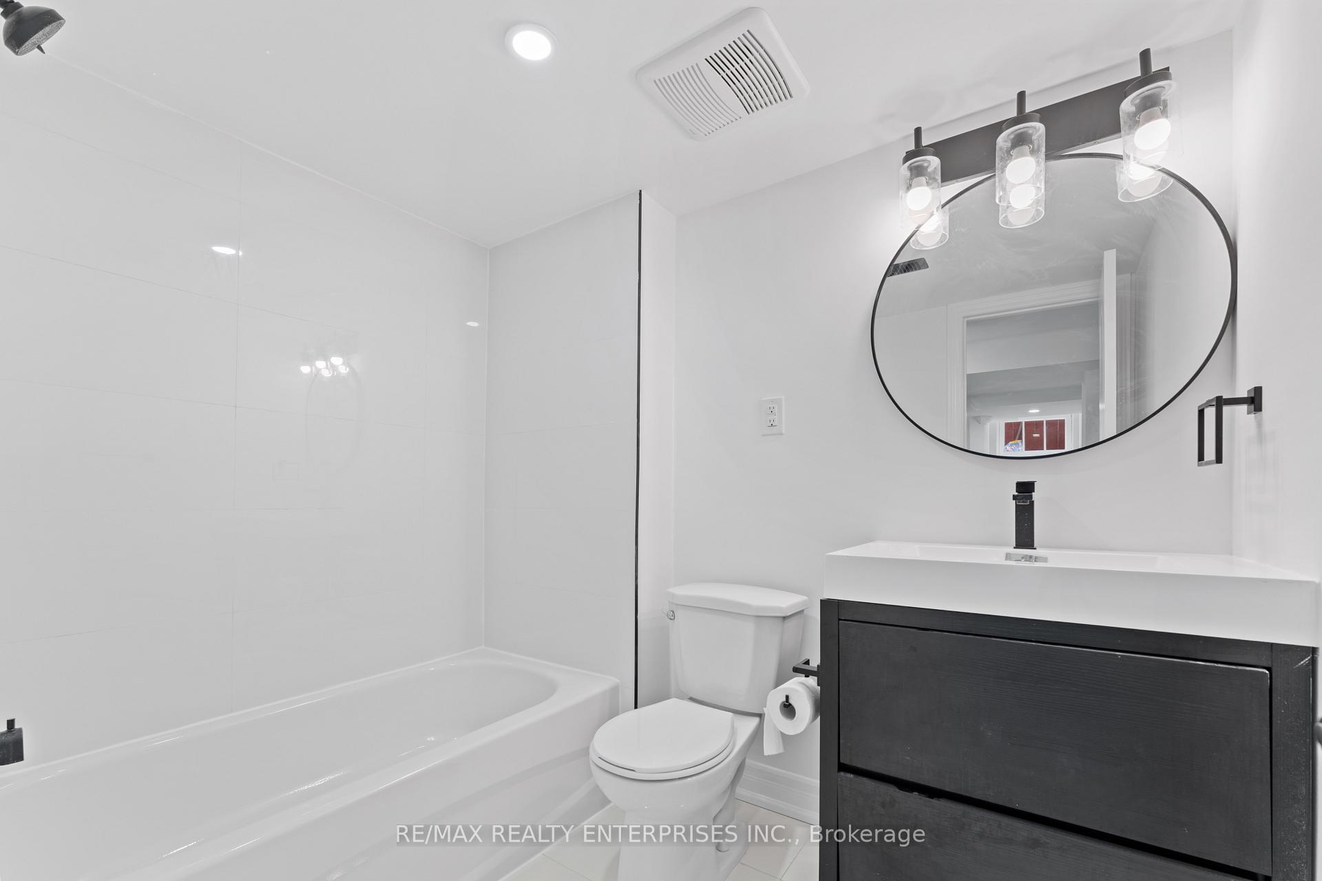 Photo 13 of Unit BSMT, 3 Dallyn Crescent, Scarborough, Eglinton East — HOMEH
