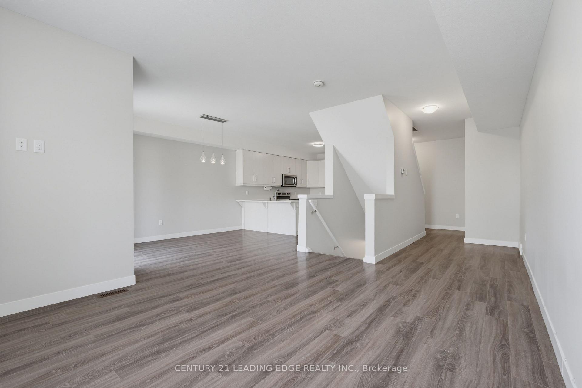 Photo 7 of 915 Georgetown Drive, London, North M — HOMEH