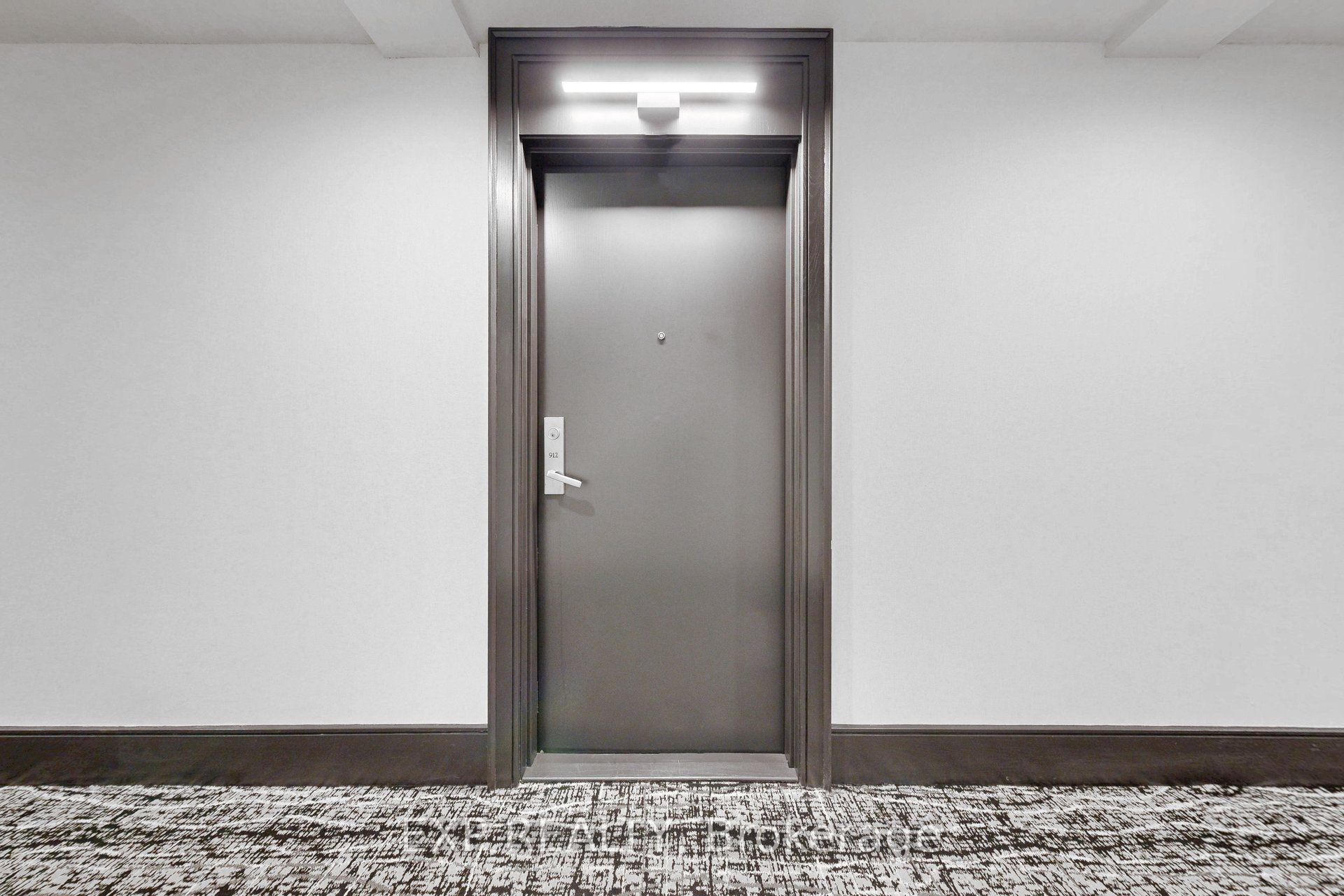 Photo 6 of Unit 912, 438 King Street W, Toronto, Waterfront Communities — HOMEH