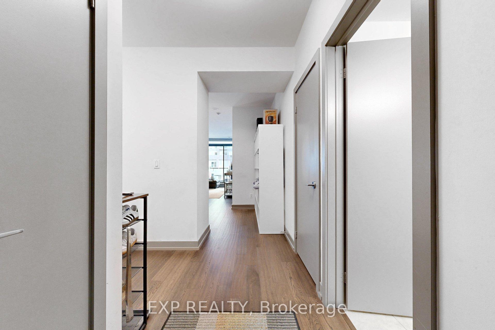 Photo 7 of Unit 912, 438 King Street W, Toronto, Waterfront Communities — HOMEH