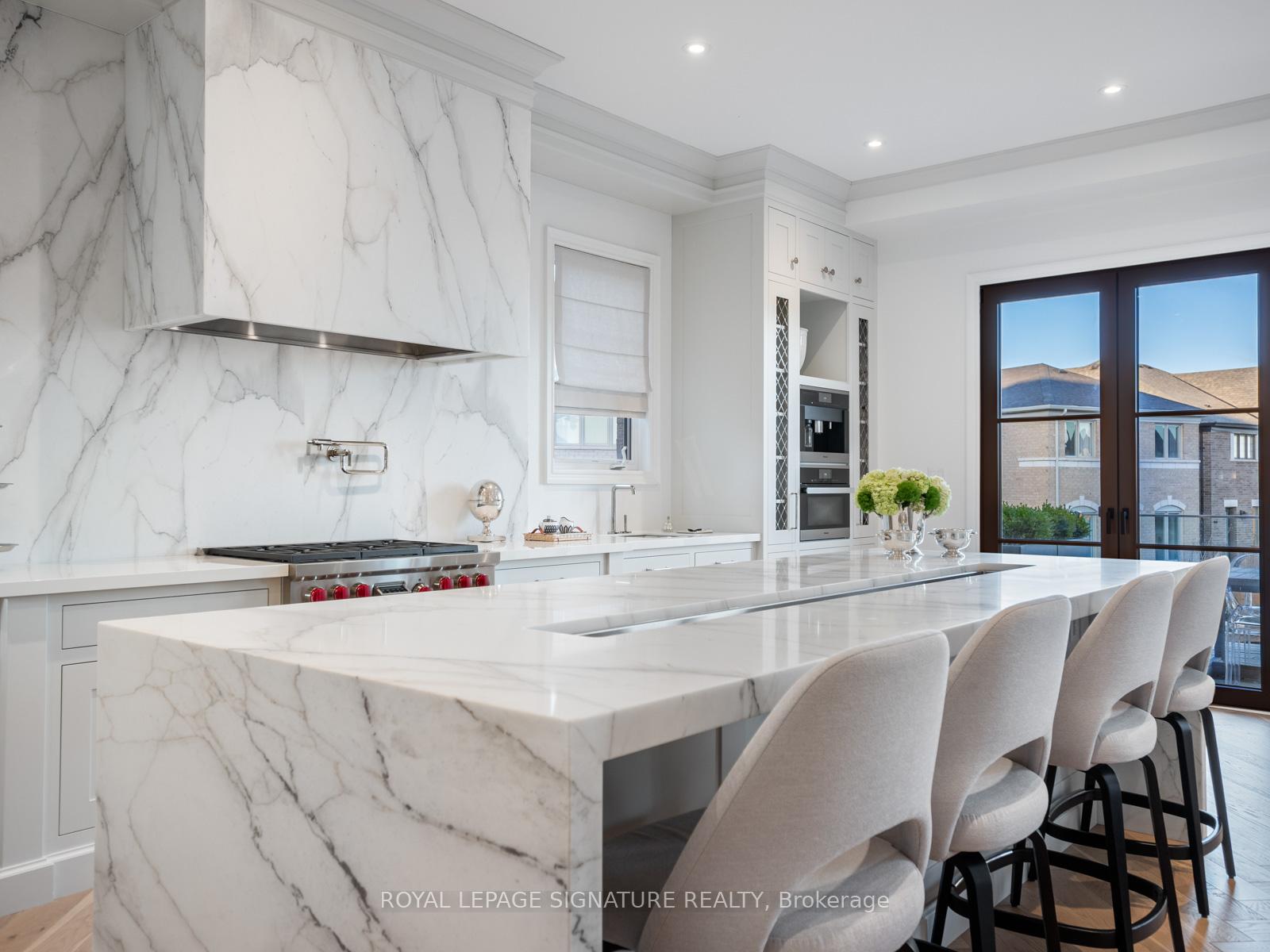Photo 8 of 1335 Britton Crescent, Milton, Ford — HOMEH