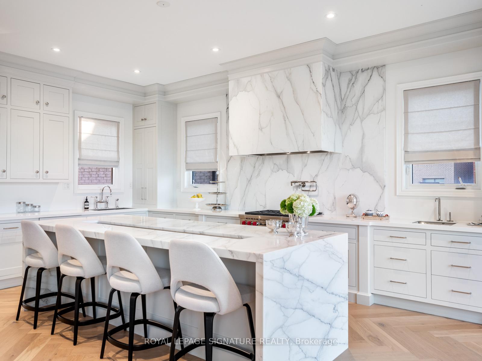 Photo 9 of 1335 Britton Crescent, Milton, Ford — HOMEH