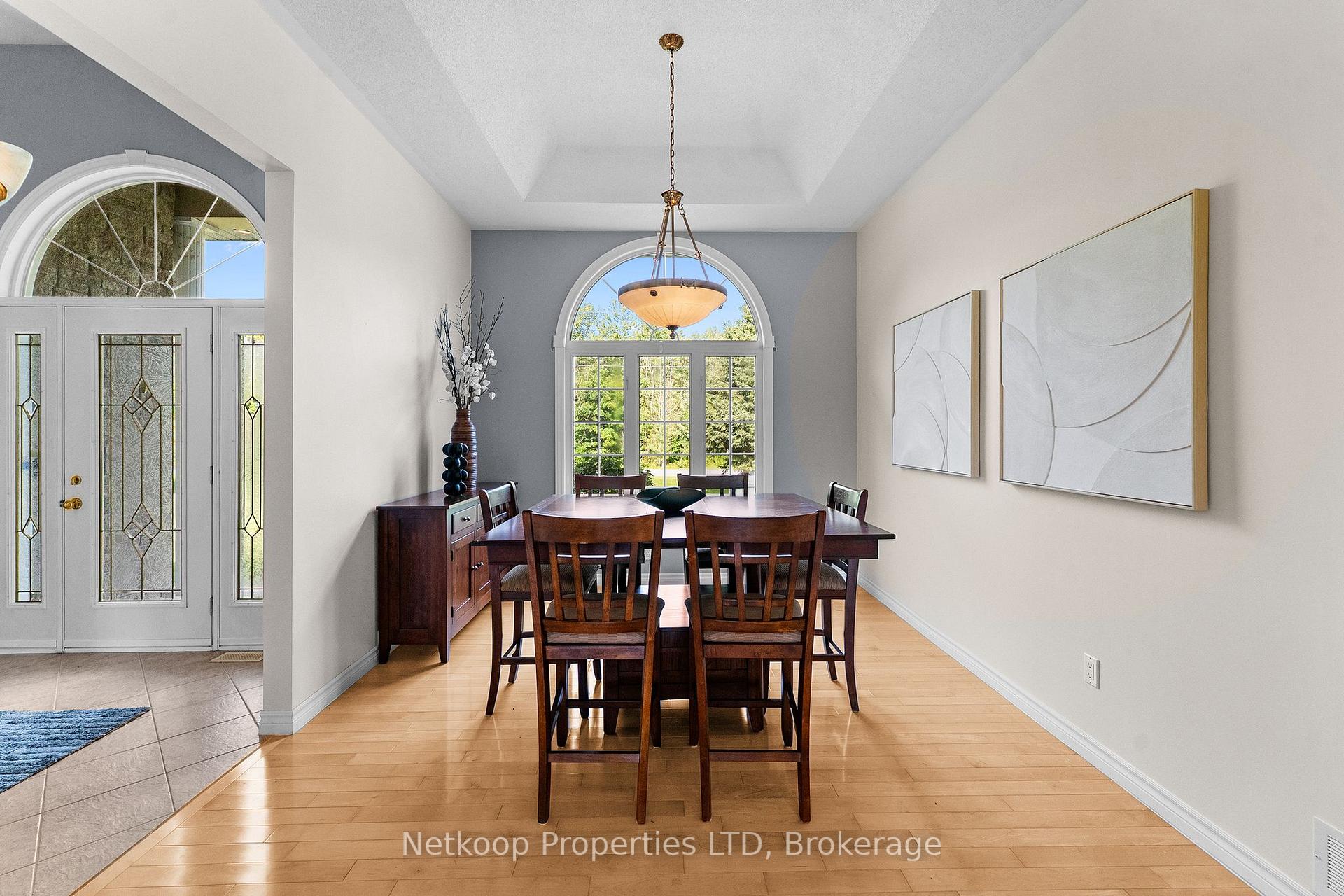 Photo 12 of 4755 Whispering Willow Drive, Ottawa, Sarsfield/Bearbrook — HOMEH