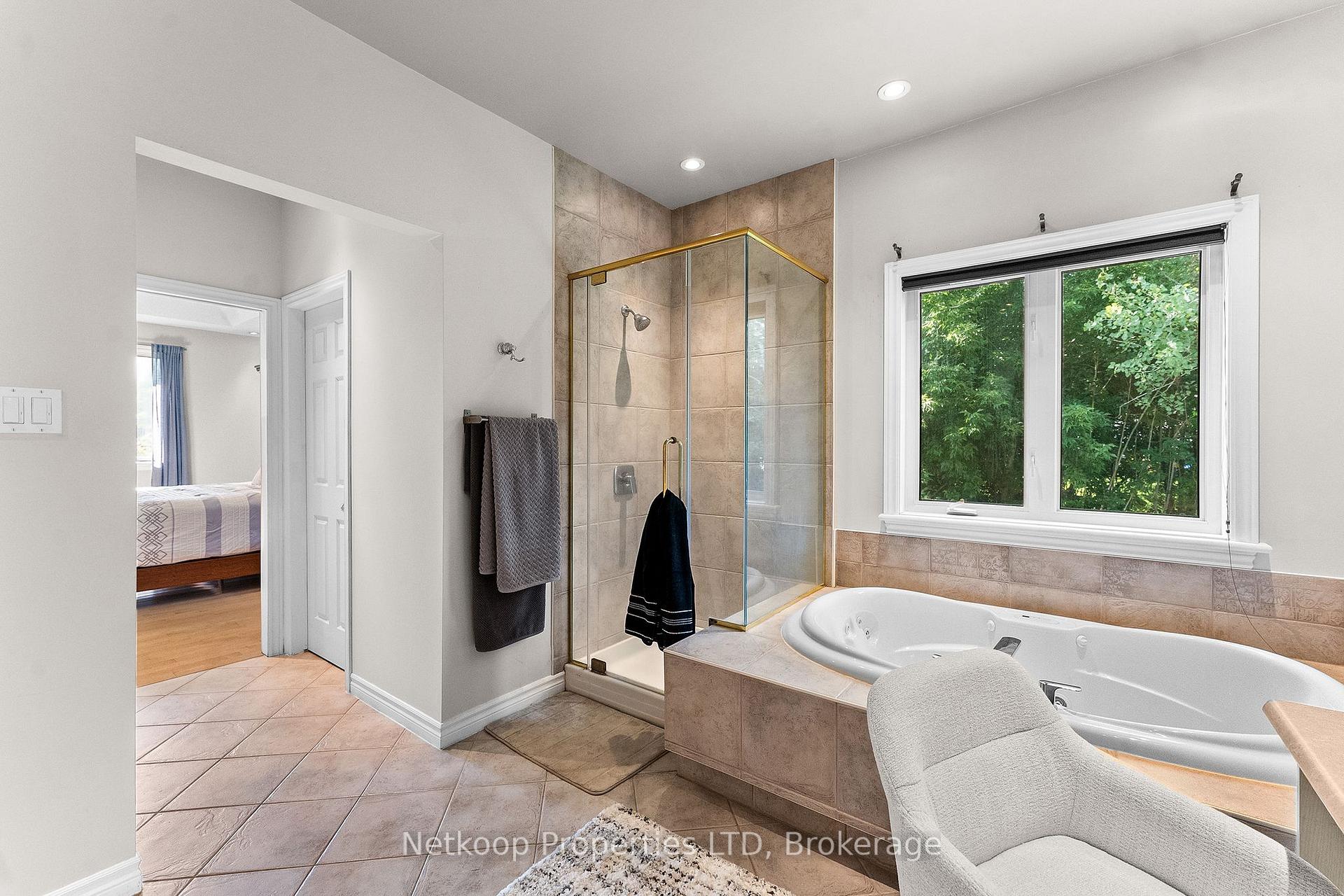Photo 23 of 4755 Whispering Willow Drive, Ottawa, Sarsfield/Bearbrook — HOMEH