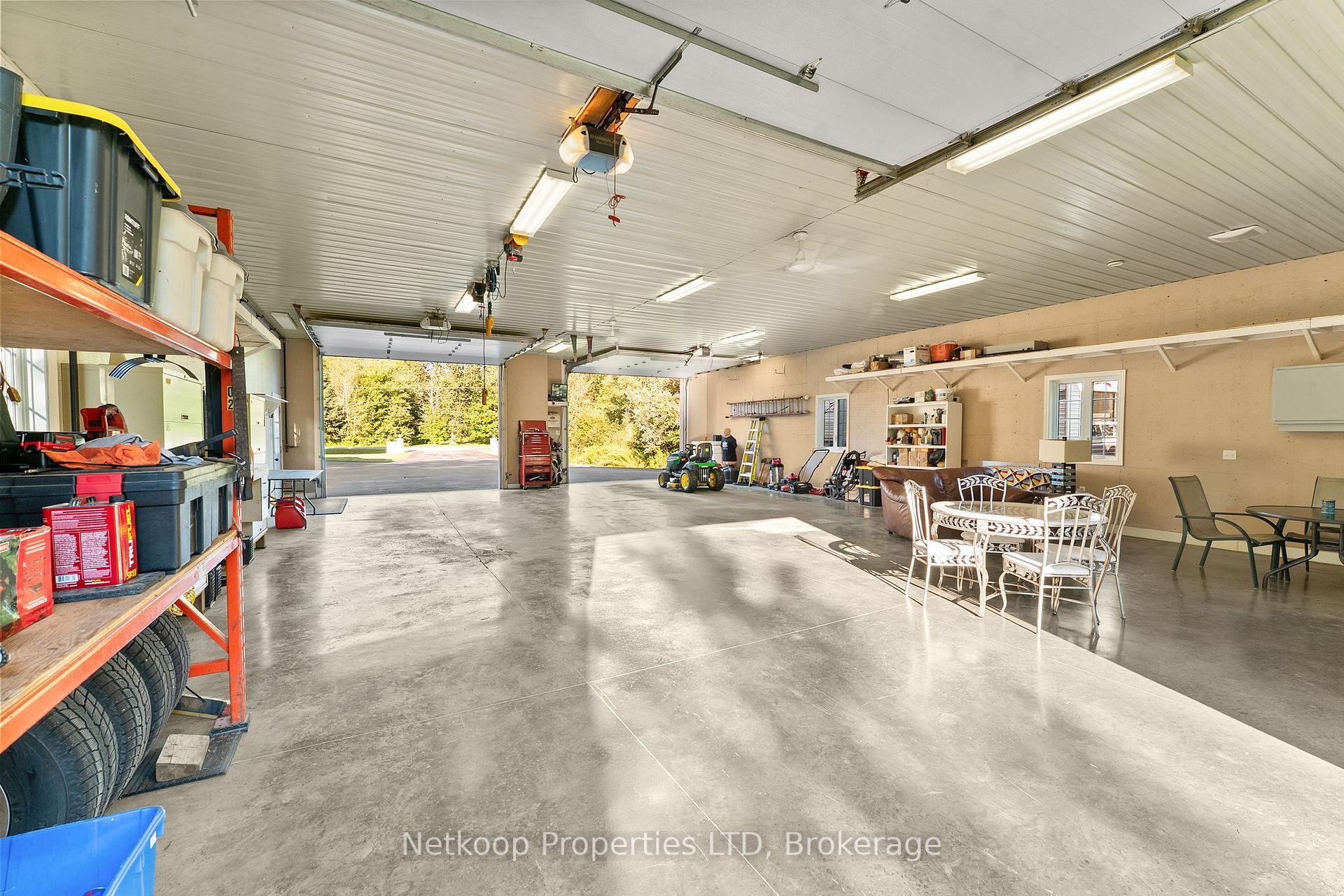 Photo 33 of 4755 Whispering Willow Drive, Ottawa, Sarsfield/Bearbrook — HOMEH