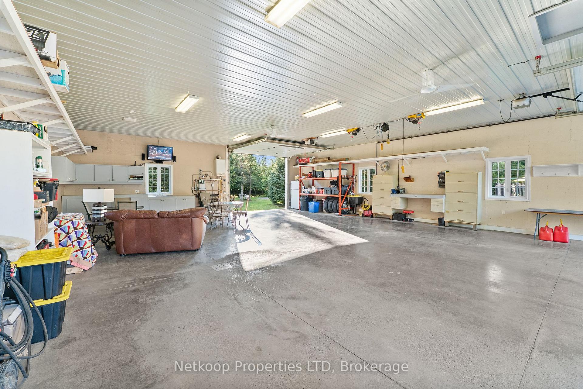 Photo 34 of 4755 Whispering Willow Drive, Ottawa, Sarsfield/Bearbrook — HOMEH