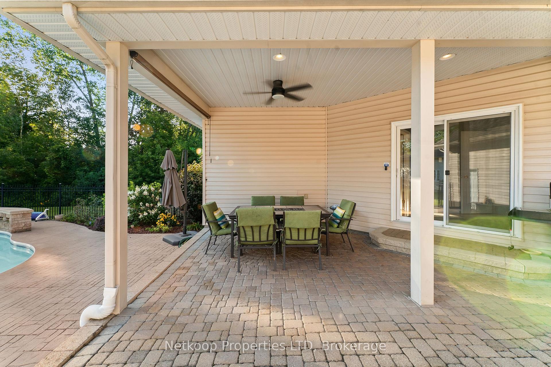 Photo 35 of 4755 Whispering Willow Drive, Ottawa, Sarsfield/Bearbrook — HOMEH
