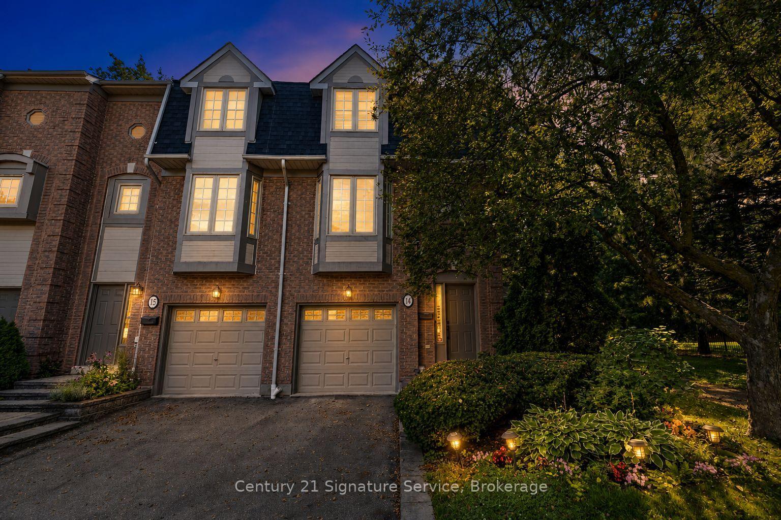 Front of Unit 14, 3140 Fifth Line W