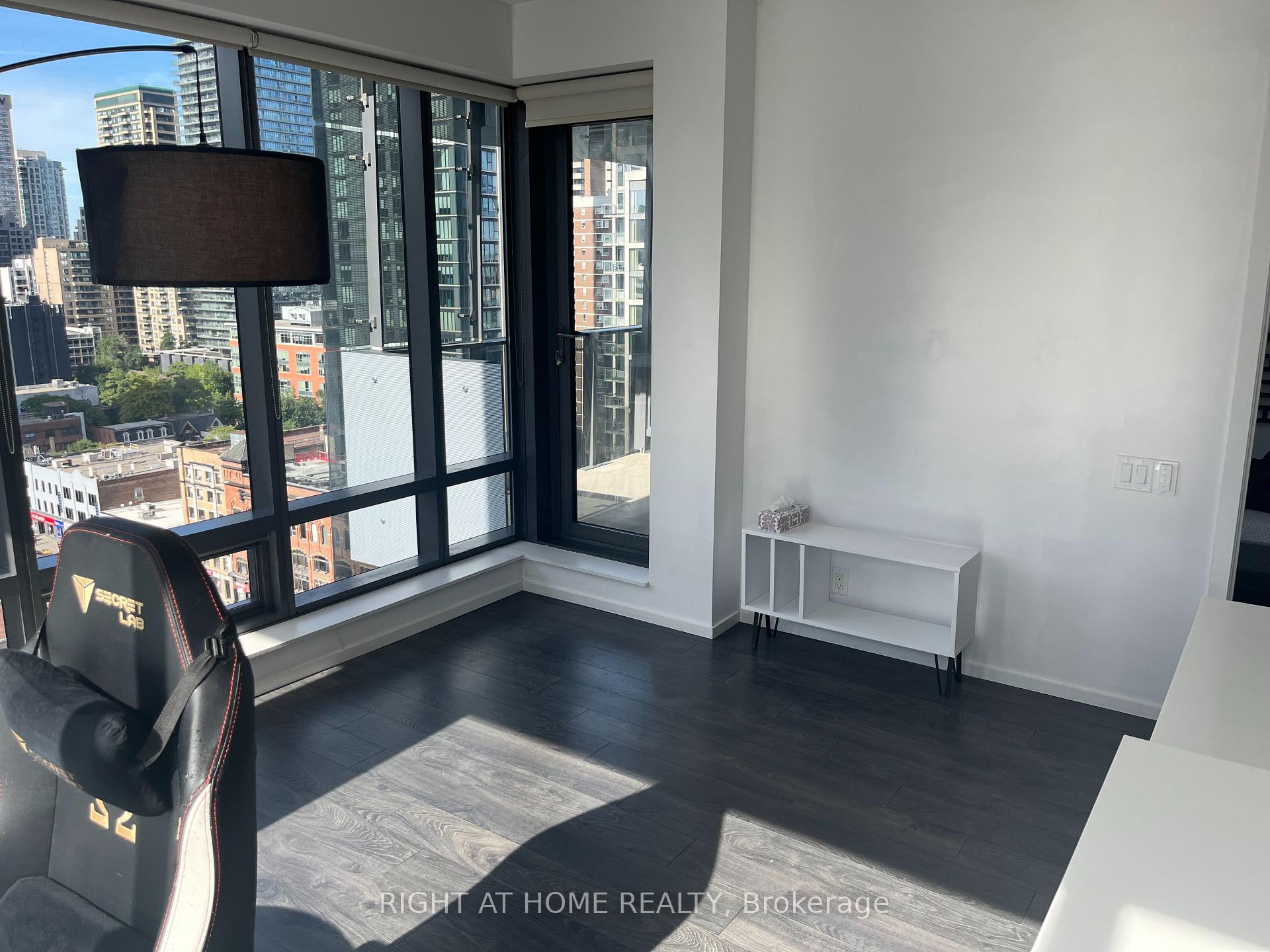 Photo 13 of Unit 1508, 5 St Joseph Street, Toronto, Bay Street Corridor — HOMEH