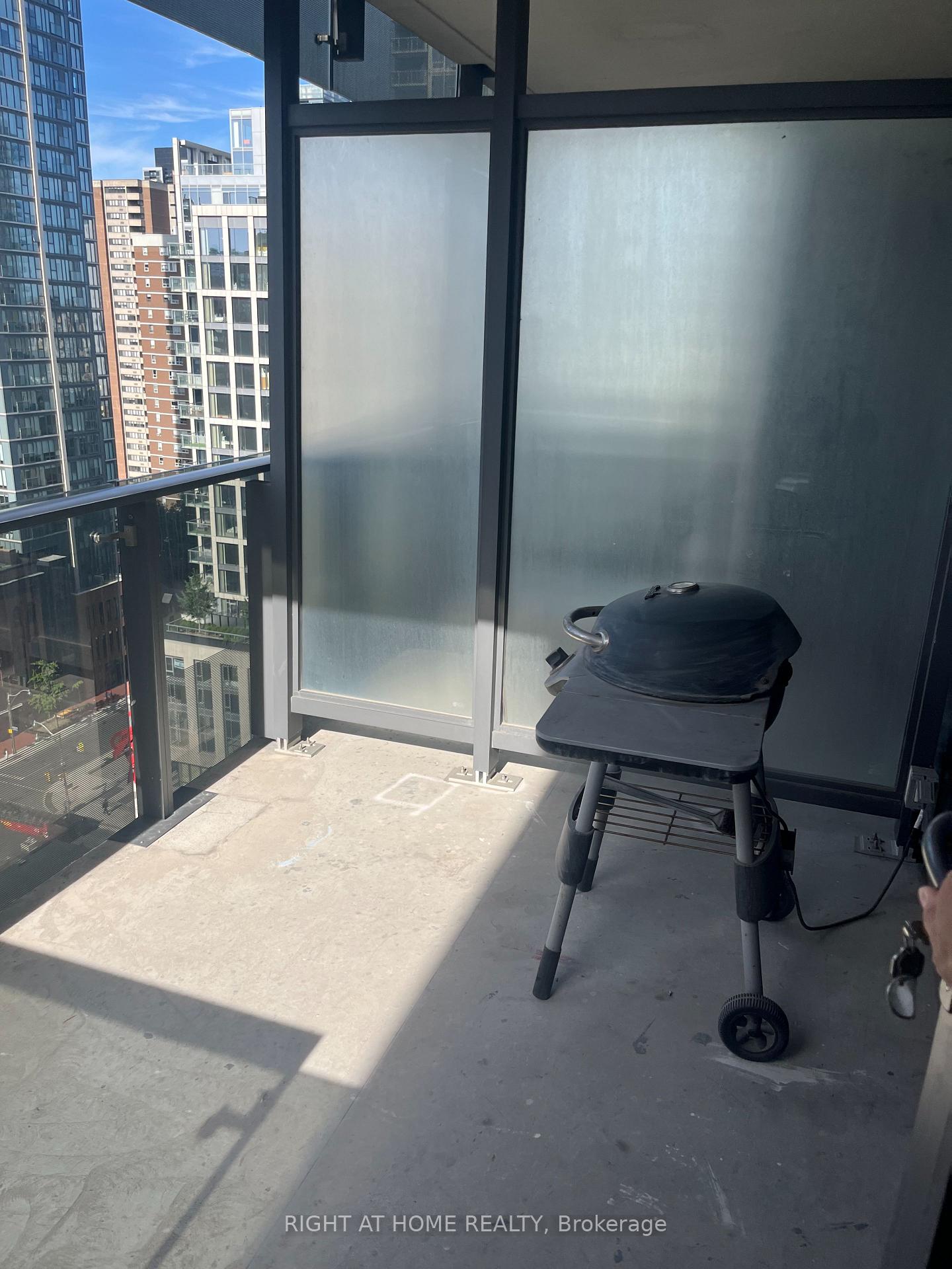 Photo 23 of Unit 1508, 5 St Joseph Street, Toronto, Bay Street Corridor — HOMEH