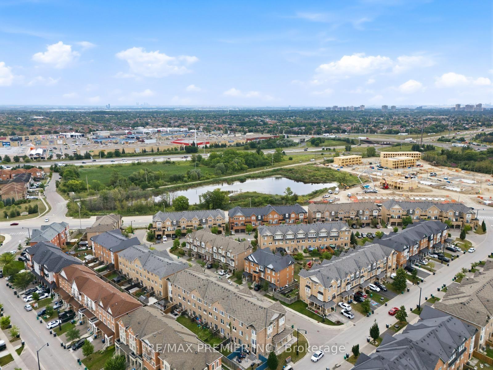Photo 31 of 32 Shiff Crescent, Brampton, Heart Lake East — HOMEH