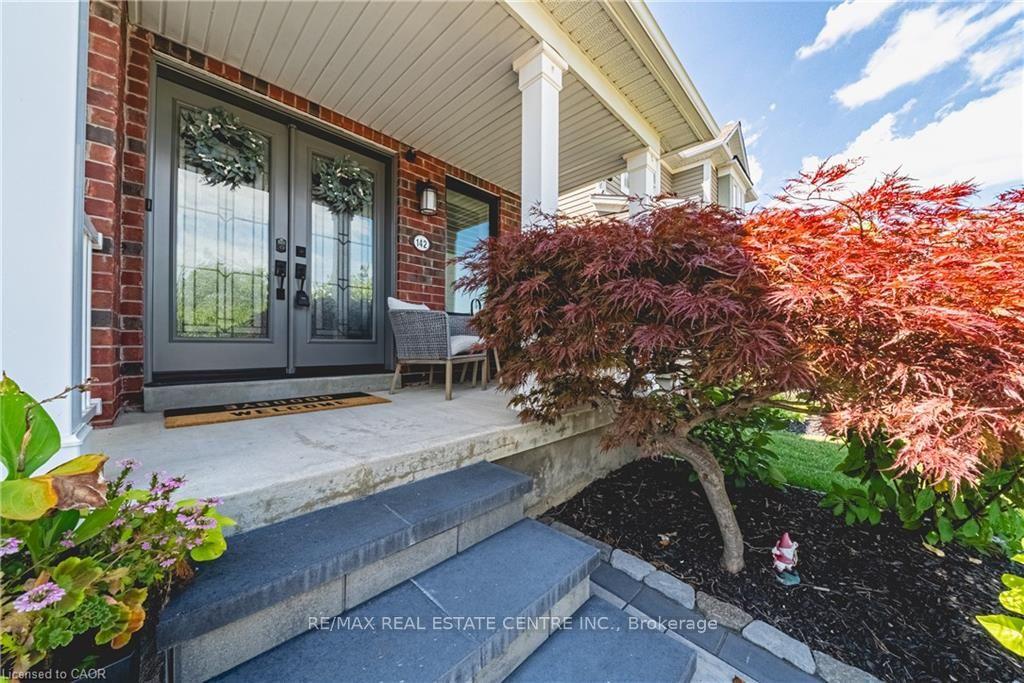 Photo 1 of 142 Bradley Avenue, Hamilton, Binbrook — HOMEH