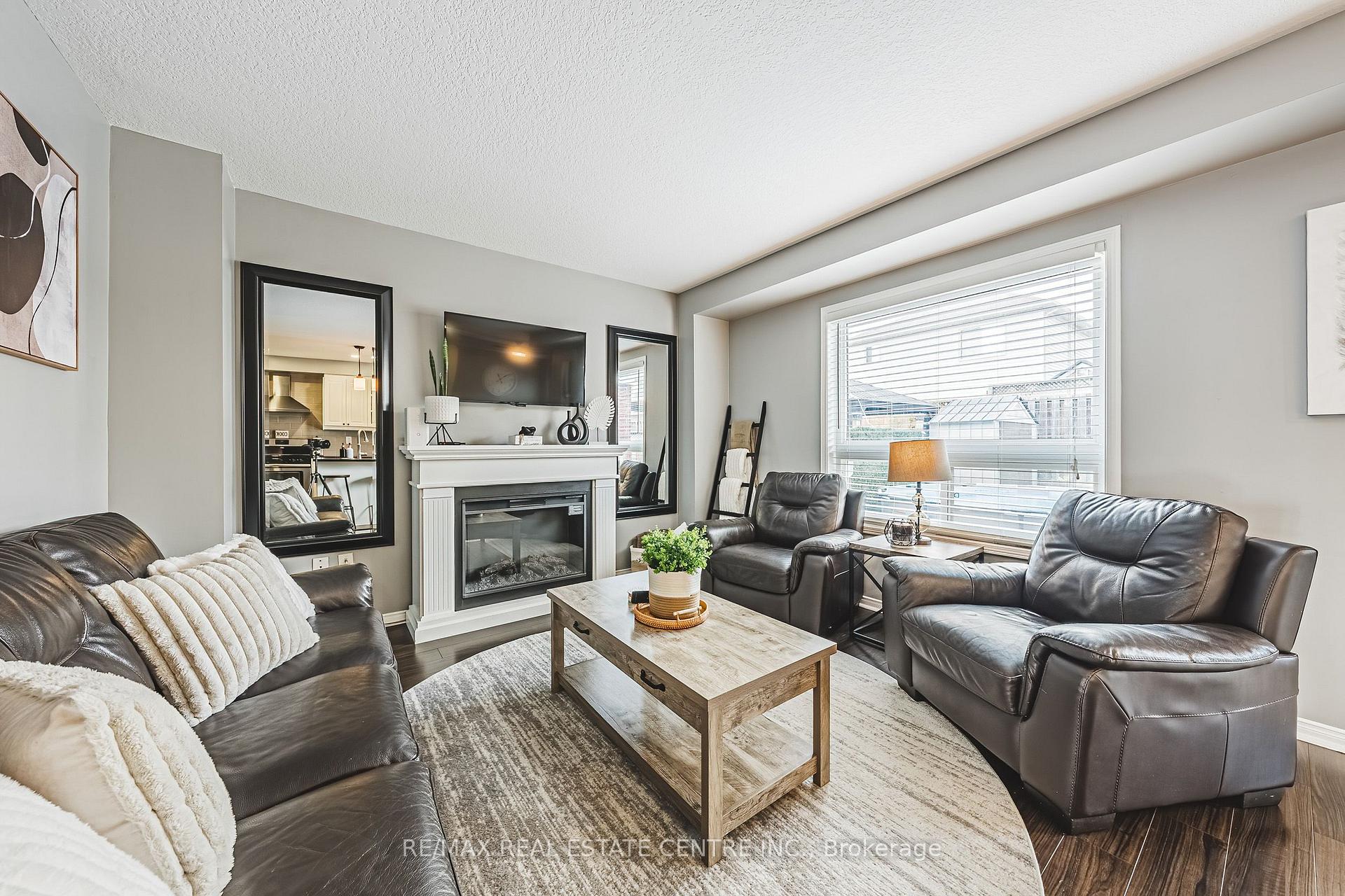 Photo 13 of 142 Bradley Avenue, Hamilton, Binbrook — HOMEH