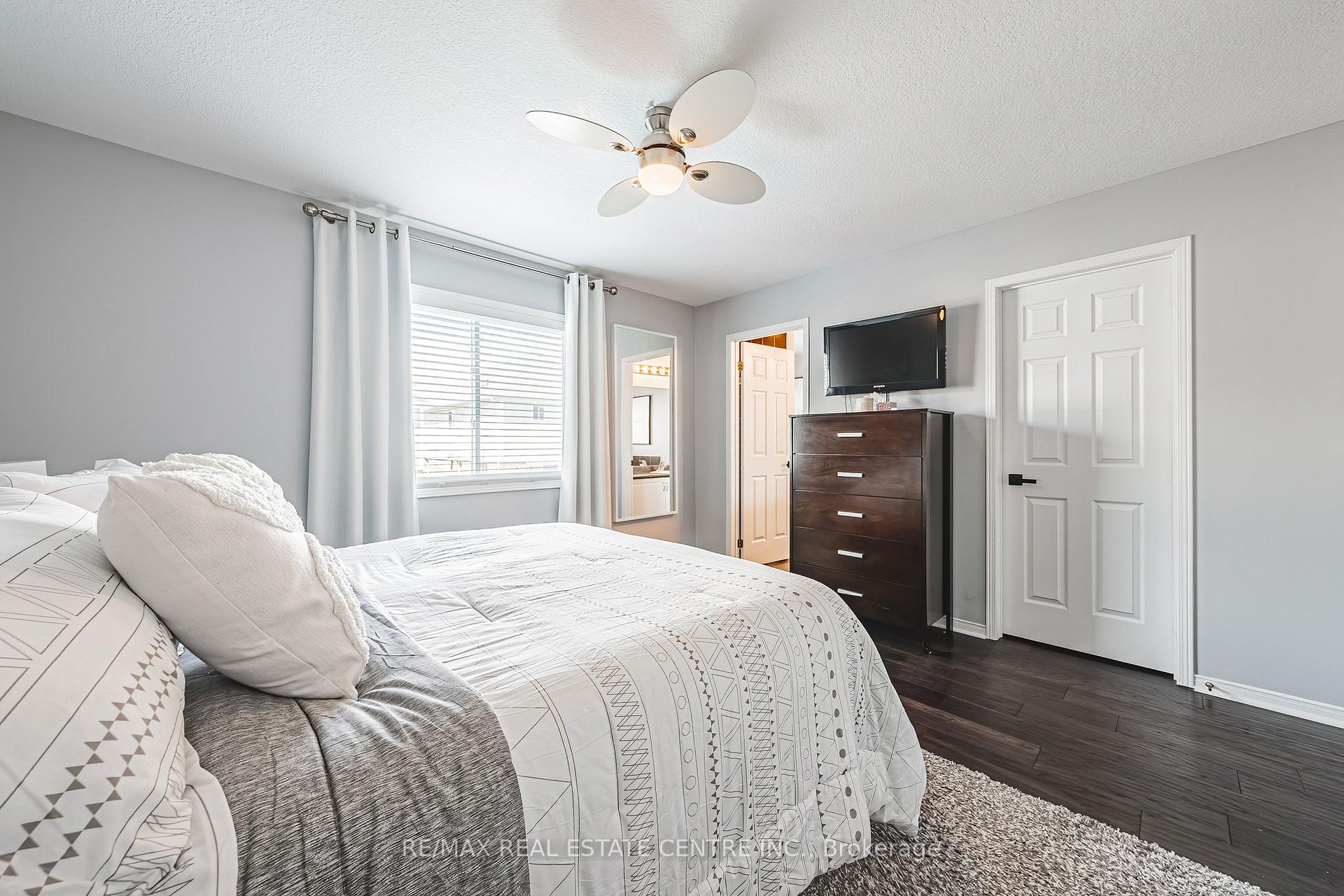 Photo 22 of 142 Bradley Avenue, Hamilton, Binbrook — HOMEH