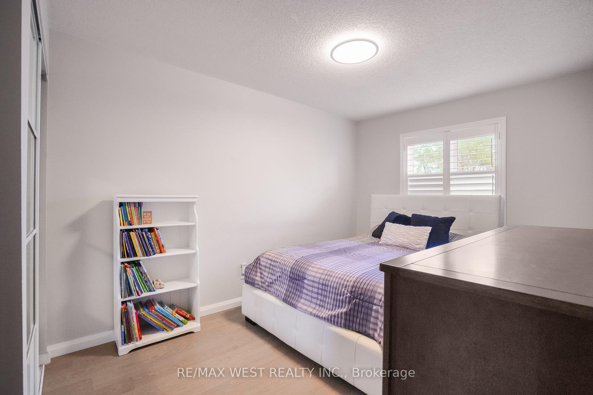 Photo 26 of 8 Jensen Court, Vaughan, Maple — HOMEH