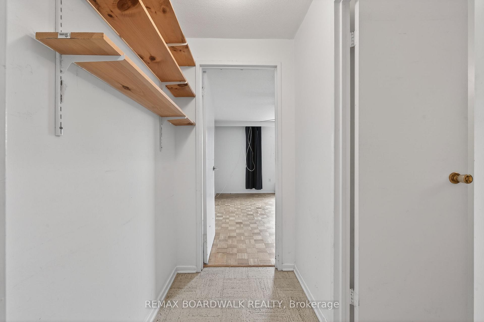Photo 13 of Unit 407, 1356 Meadowlands Drive E, Ottawa, Borden Farm/Stewart Farm/Carleton Heights/Parkwood Hills — HOMEH