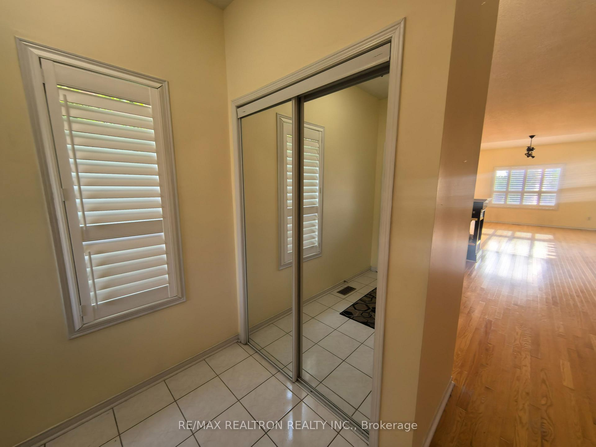 Photo 22 of Unit Main & 2nd Floor, 18 Nantucket Drive, Richmond Hill, Oak Ridges Lake Wilcox — HOMEH