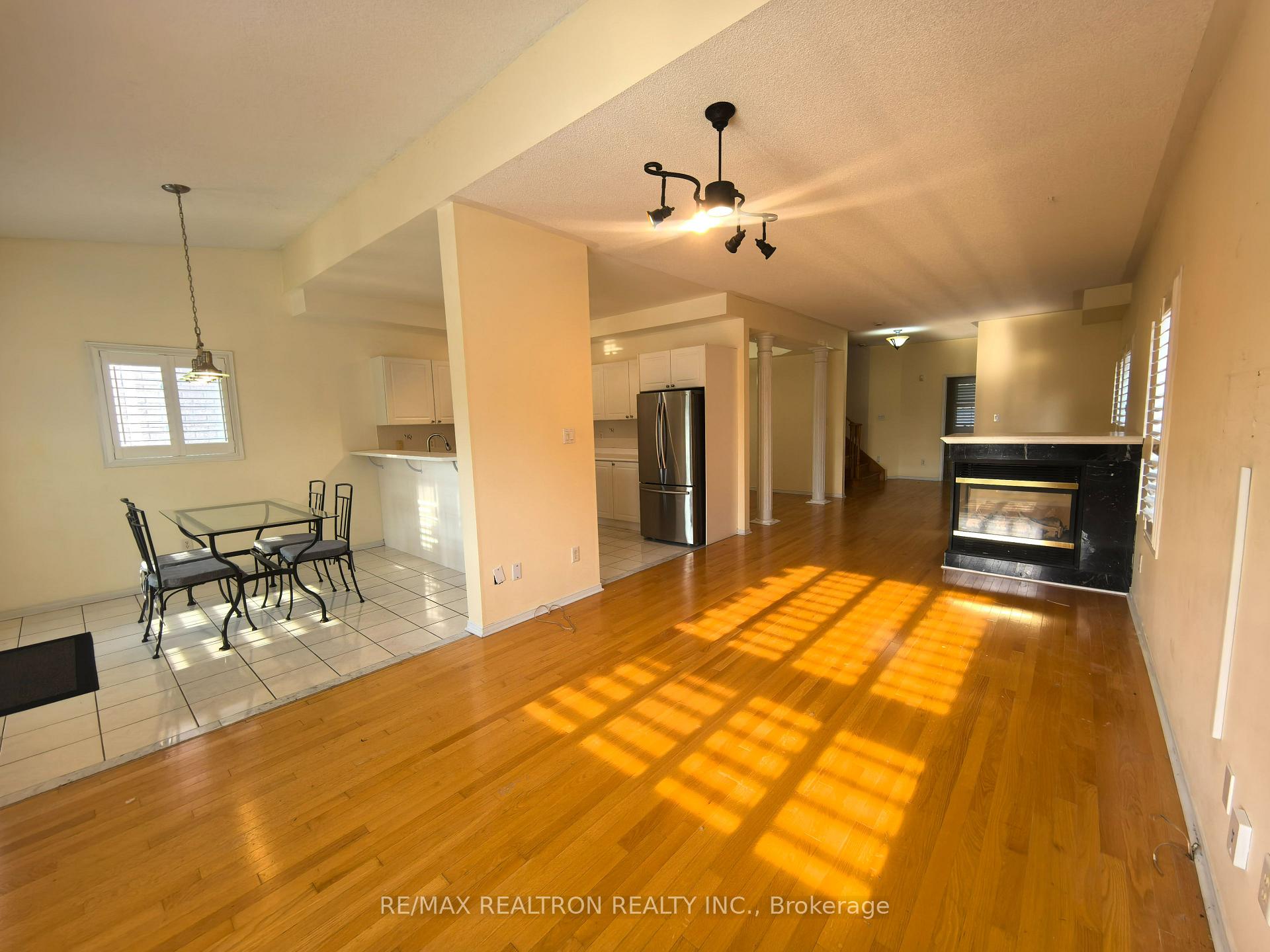 Photo 28 of Unit Main & 2nd Floor, 18 Nantucket Drive, Richmond Hill, Oak Ridges Lake Wilcox — HOMEH