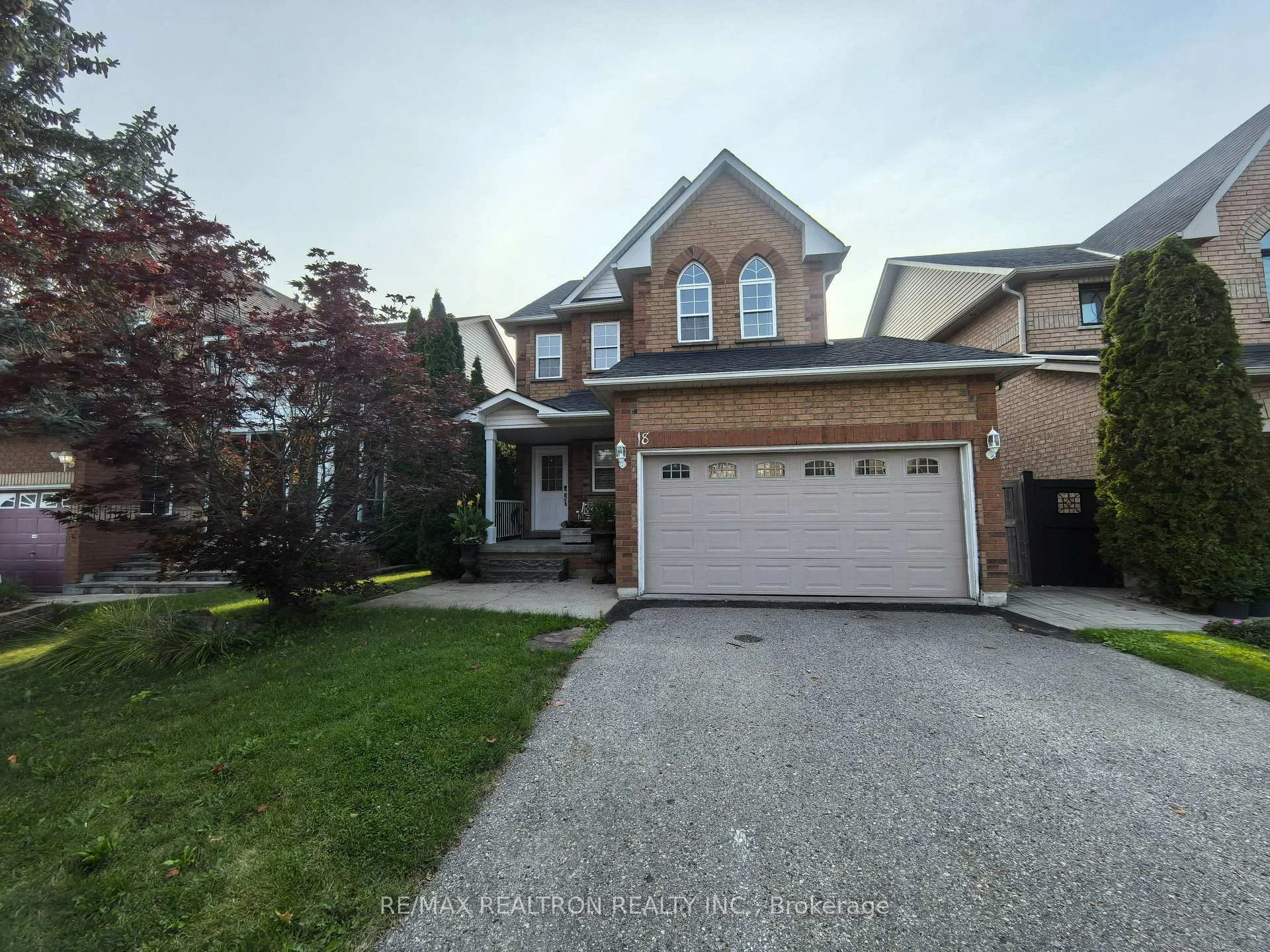 Photo 6 of Unit Main & 2nd Floor, 18 Nantucket Drive, Richmond Hill, Oak Ridges Lake Wilcox — HOMEH