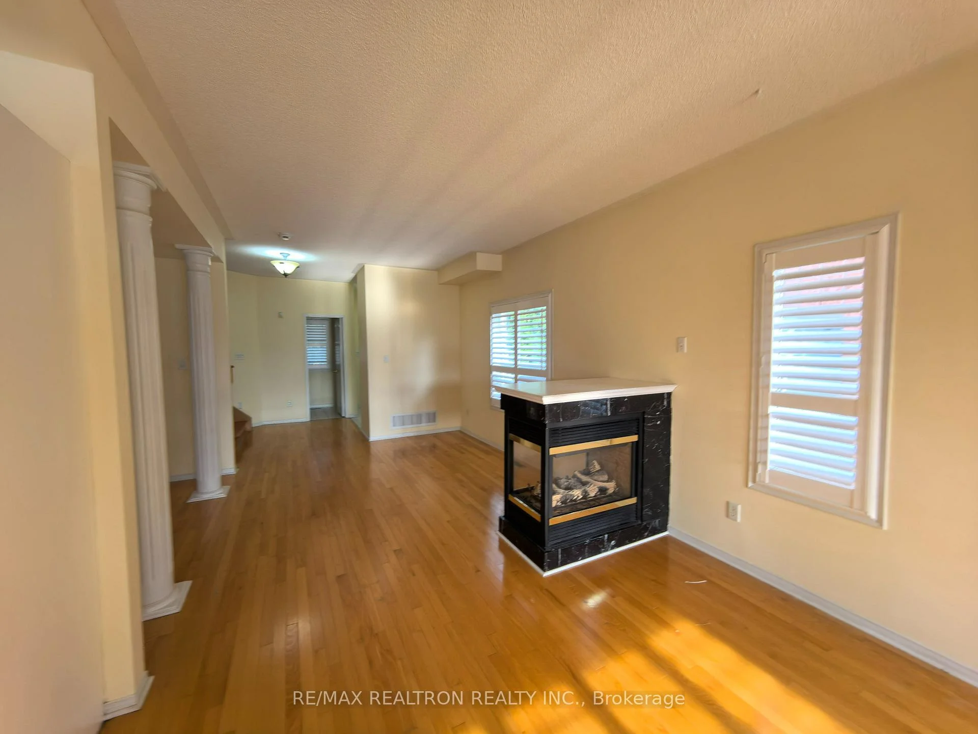 Photo 15 of Unit Main & 2nd Floor, 18 Nantucket Drive, Richmond Hill, Oak Ridges Lake Wilcox — HOMEH