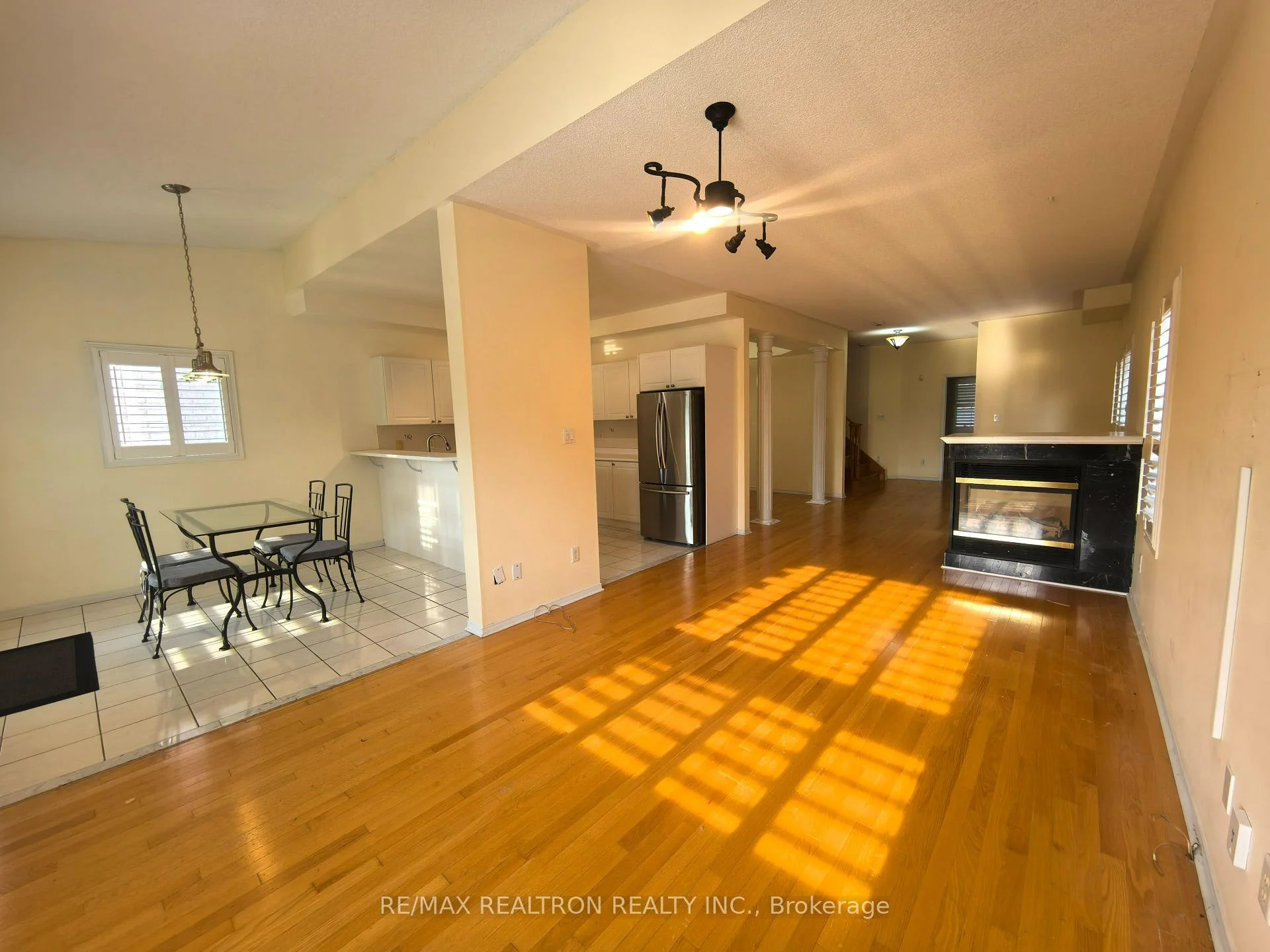 Photo 20 of Unit Main & 2nd Floor, 18 Nantucket Drive, Richmond Hill, Oak Ridges Lake Wilcox — HOMEH
