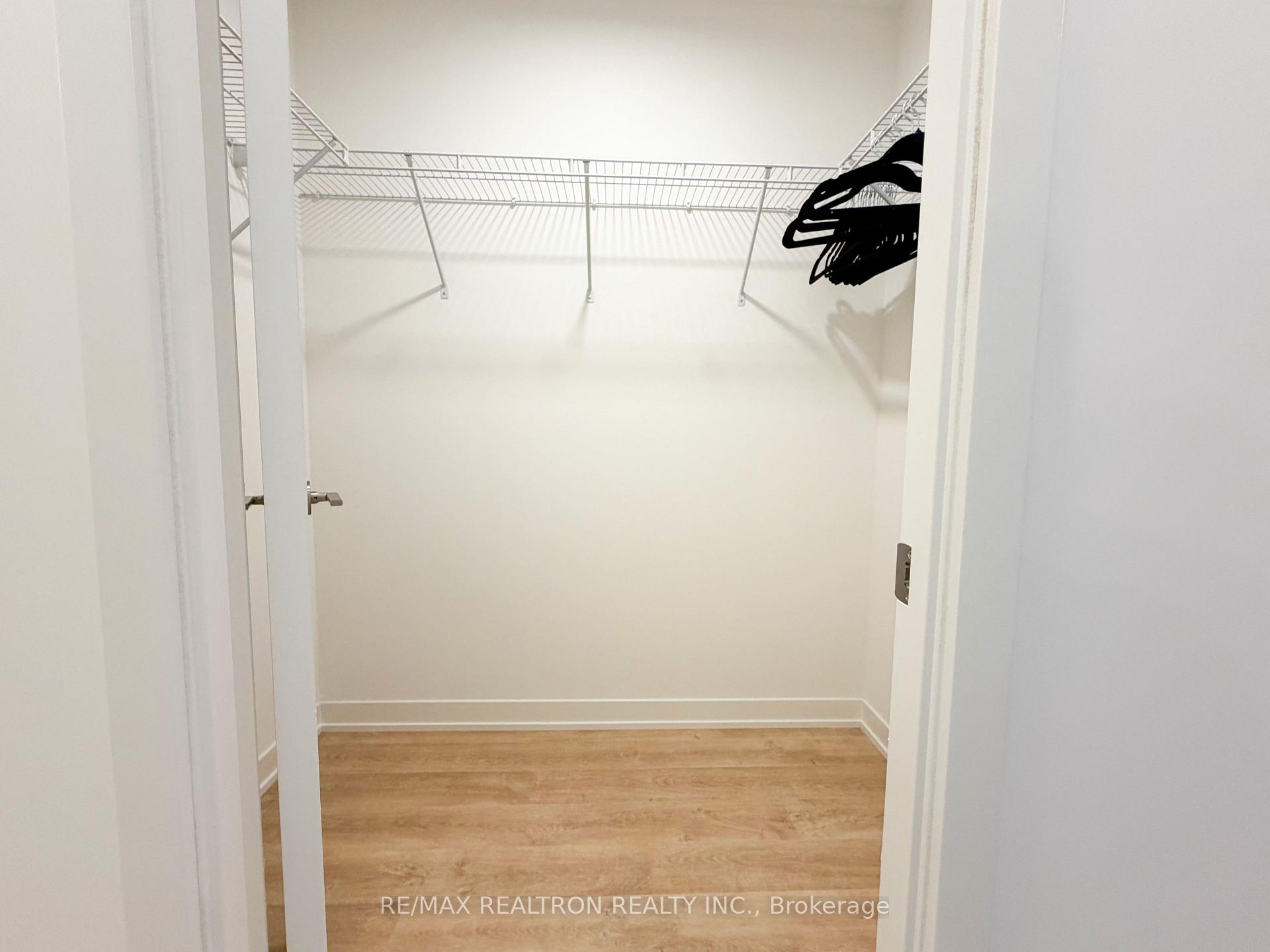 Photo 8 of Unit 1014, 292 Verdale Crossing, Markham, Unionville — HOMEH