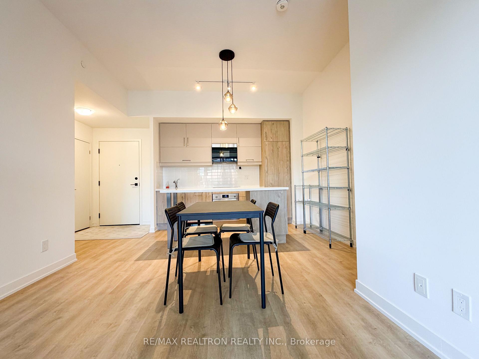 Photo 3 of Unit 1014, 292 Verdale Crossing, Markham, Unionville — HOMEH