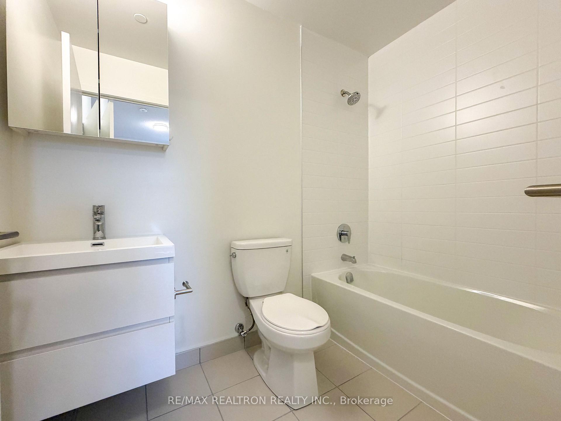 Photo 9 of Unit 1014, 292 Verdale Crossing, Markham, Unionville — HOMEH