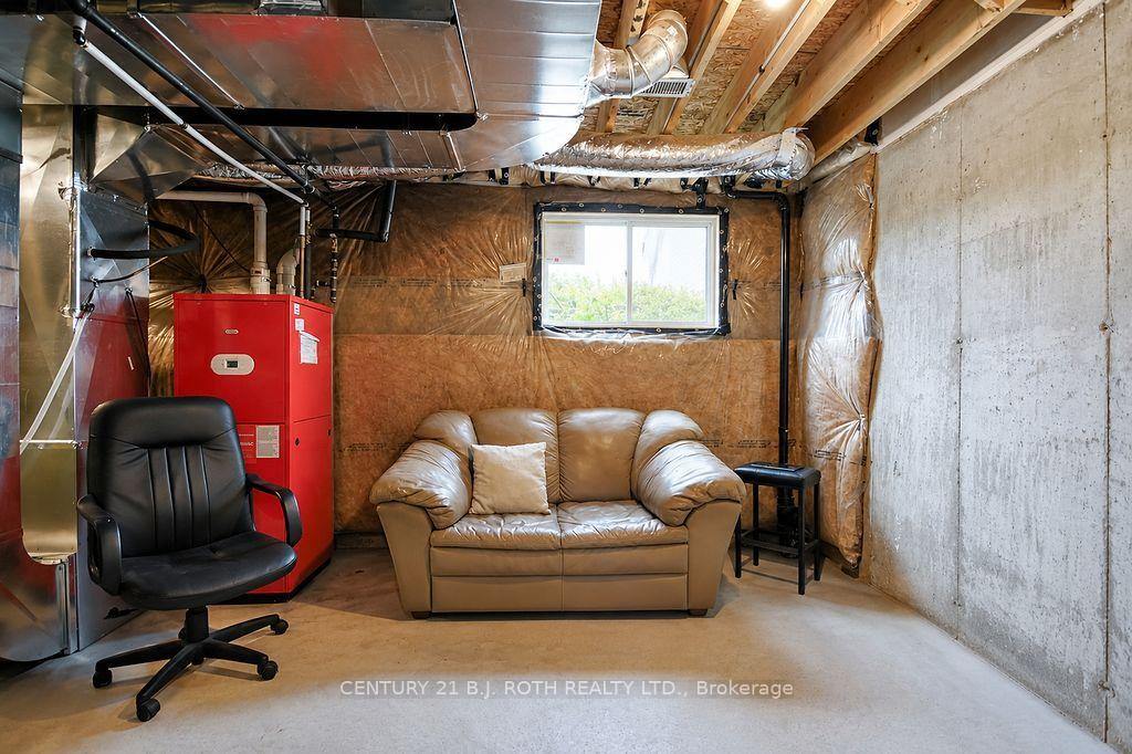 Photo 47 of 35 Pumpkin Corner Crescent, Barrie, Rural Barrie Southeast — HOMEH