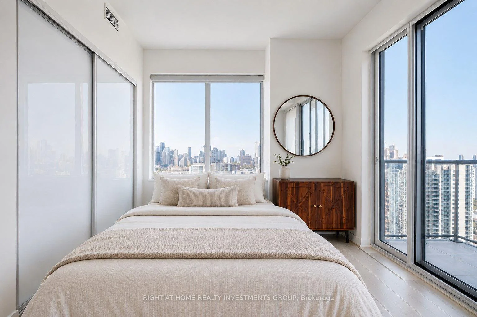 Photo 27 of Unit 3408, 5 Defries Street, Toronto, Regent Park — HOMEH