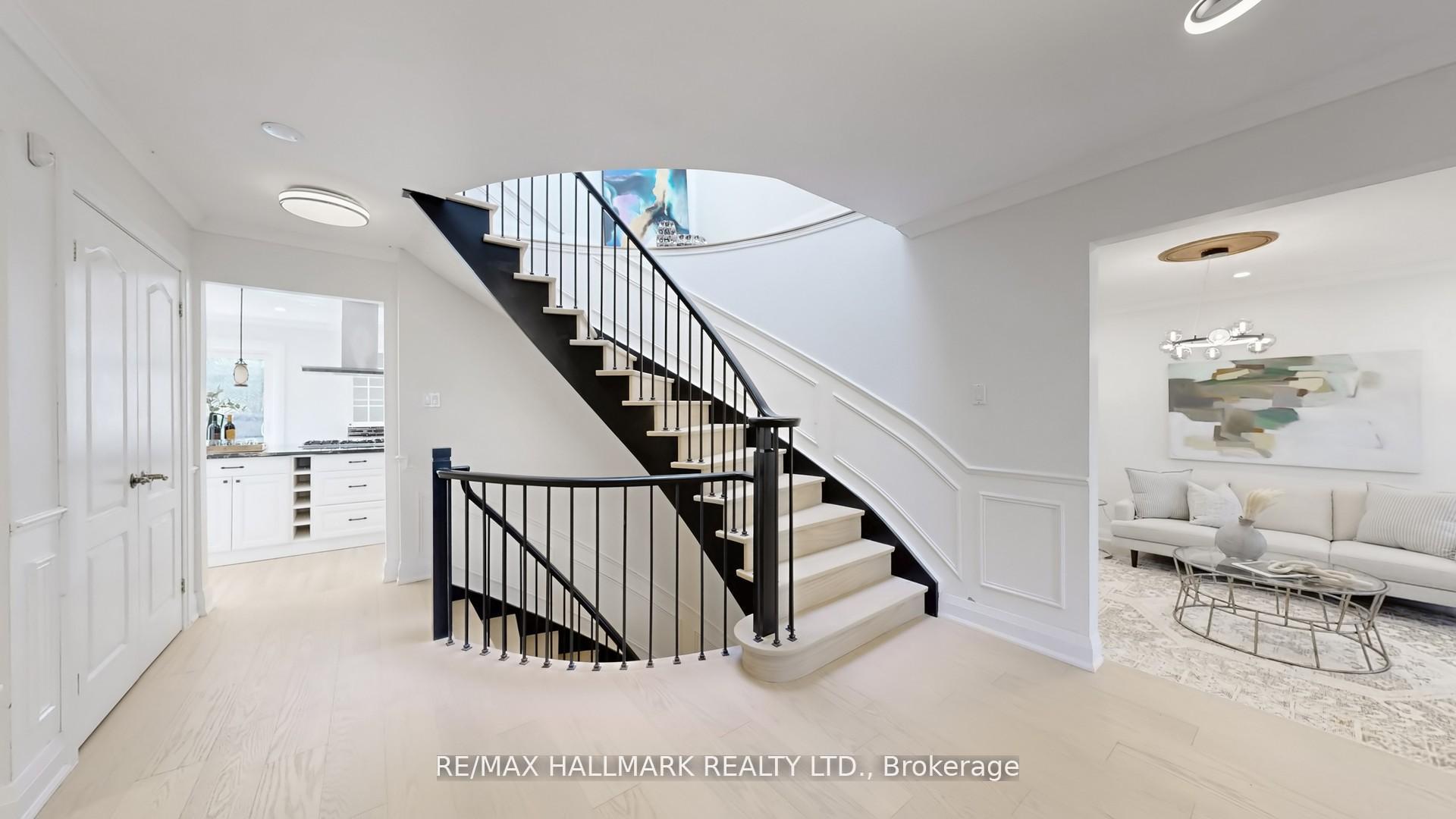 Photo 5 of 82 Windermere Crescent S, Richmond Hill, South Richvale — HOMEH