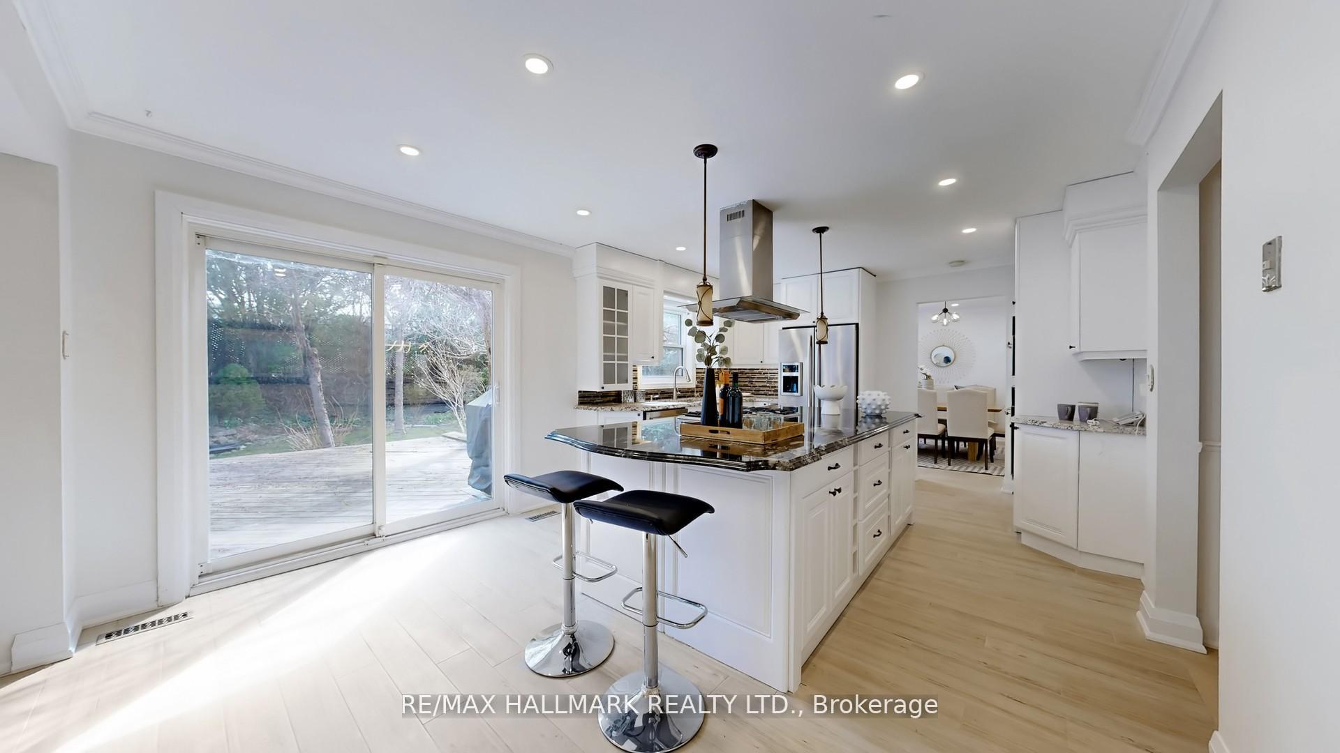 Photo 14 of 82 Windermere Crescent S, Richmond Hill, South Richvale — HOMEH