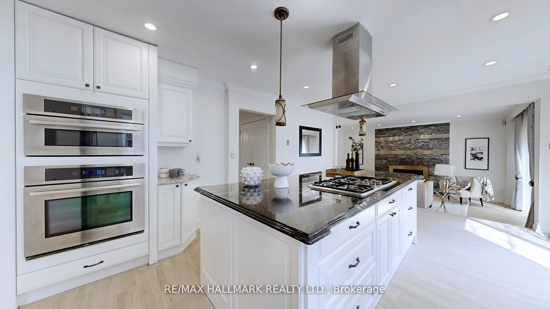 Photo 15 of 82 Windermere Crescent S, Richmond Hill, South Richvale — HOMEH