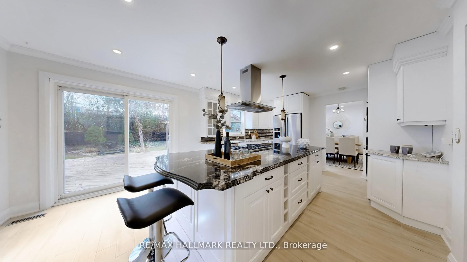 Photo 18 of 82 Windermere Crescent S, Richmond Hill, South Richvale — HOMEH