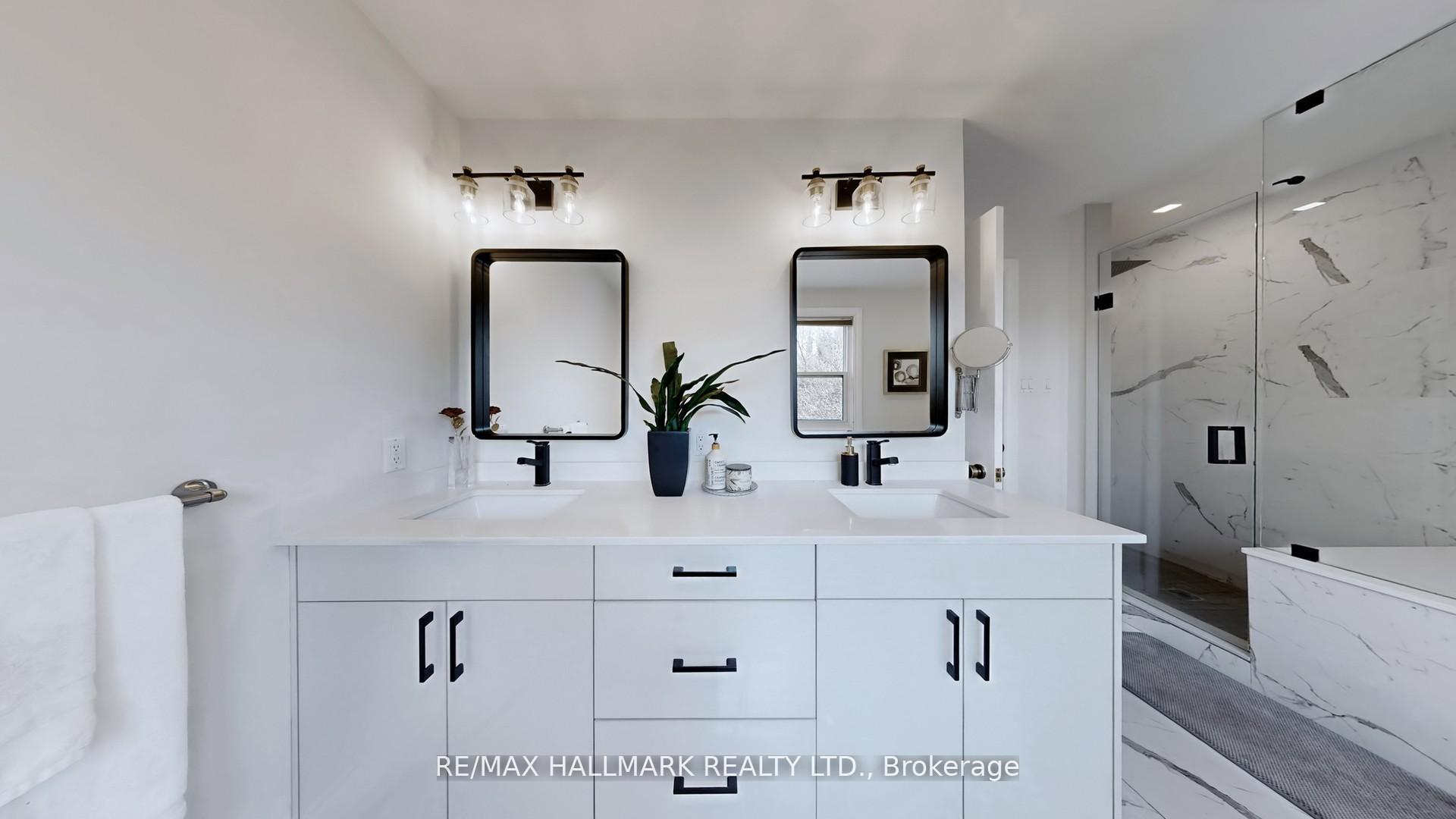 Photo 29 of 82 Windermere Crescent S, Richmond Hill, South Richvale — HOMEH