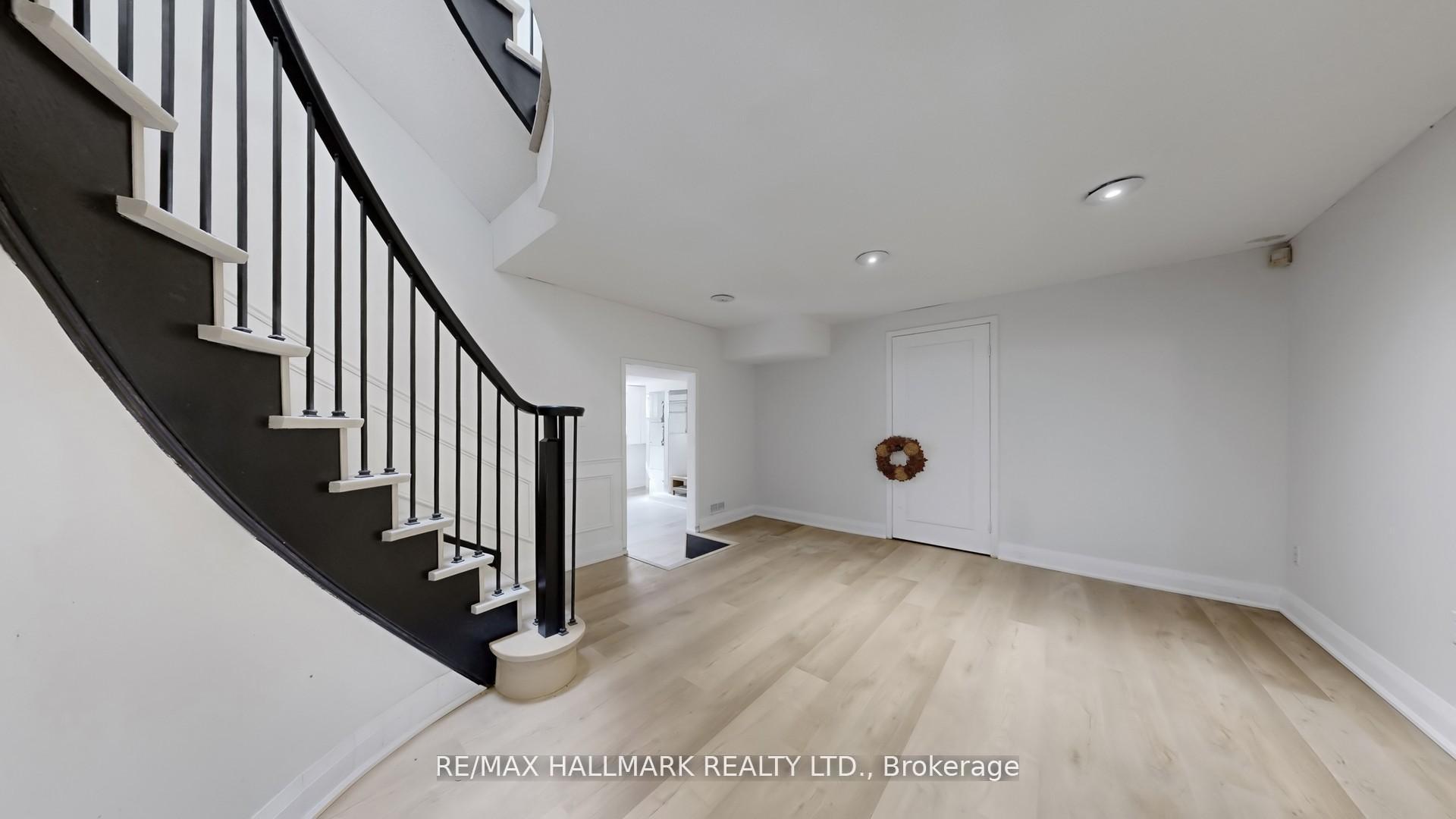 Photo 38 of 82 Windermere Crescent S, Richmond Hill, South Richvale — HOMEH